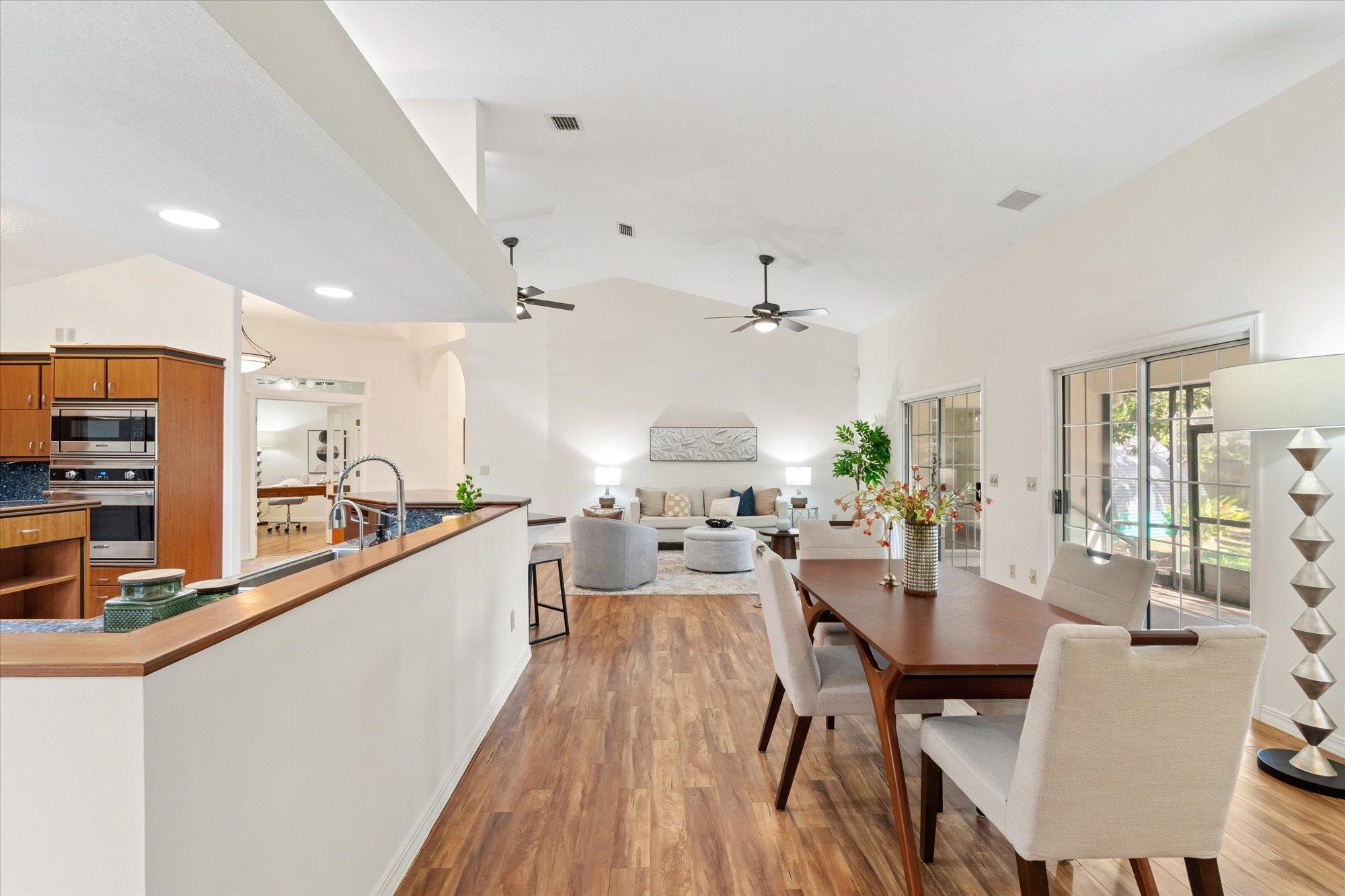 Image 8 of 35 For 34 Ocean Pines Dr