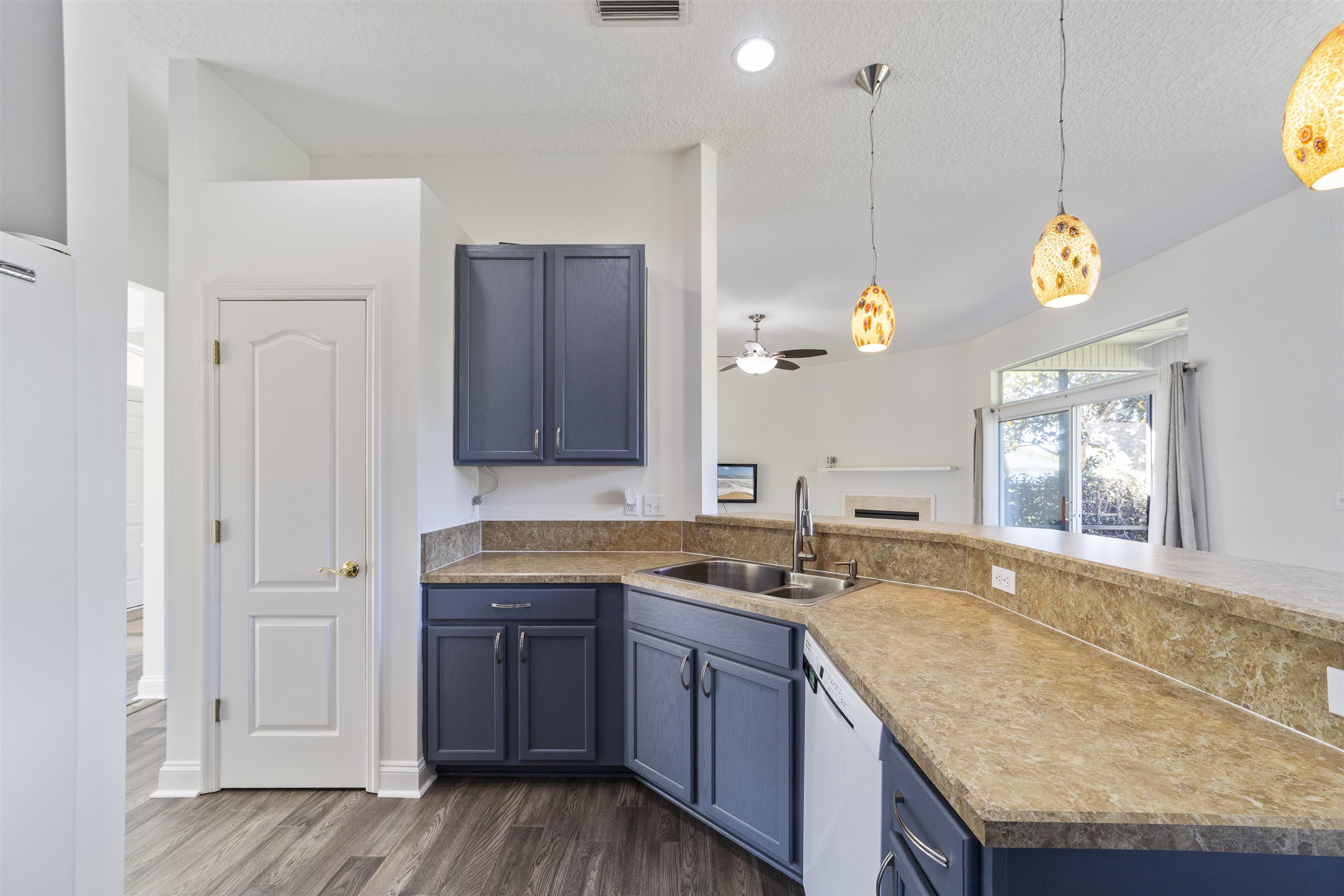 Image 24 of 44 For 145 Whisper Ridge