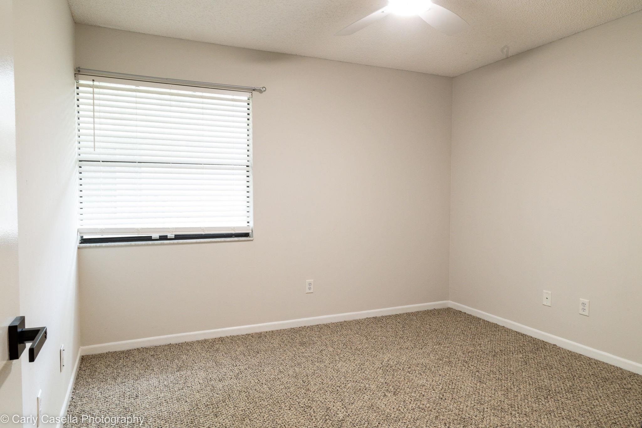 Image 12 of 22 For 30 Alcira Court