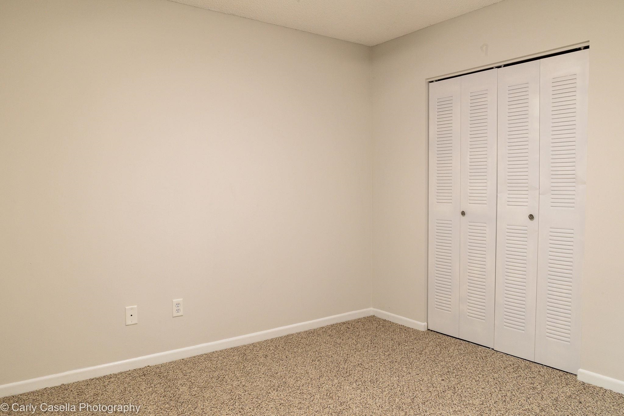 Image 13 of 22 For 30 Alcira Court