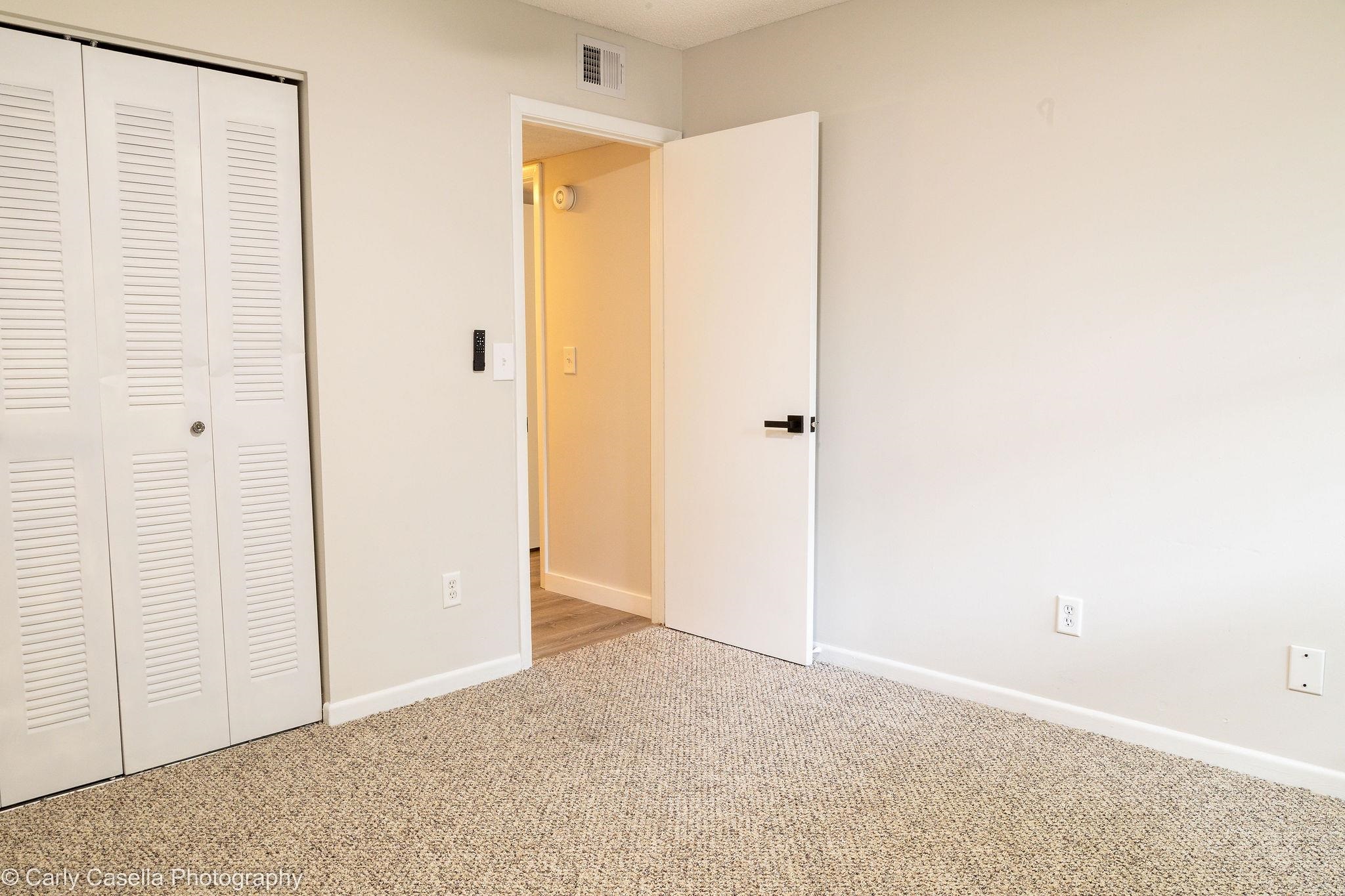 Image 14 of 22 For 30 Alcira Court