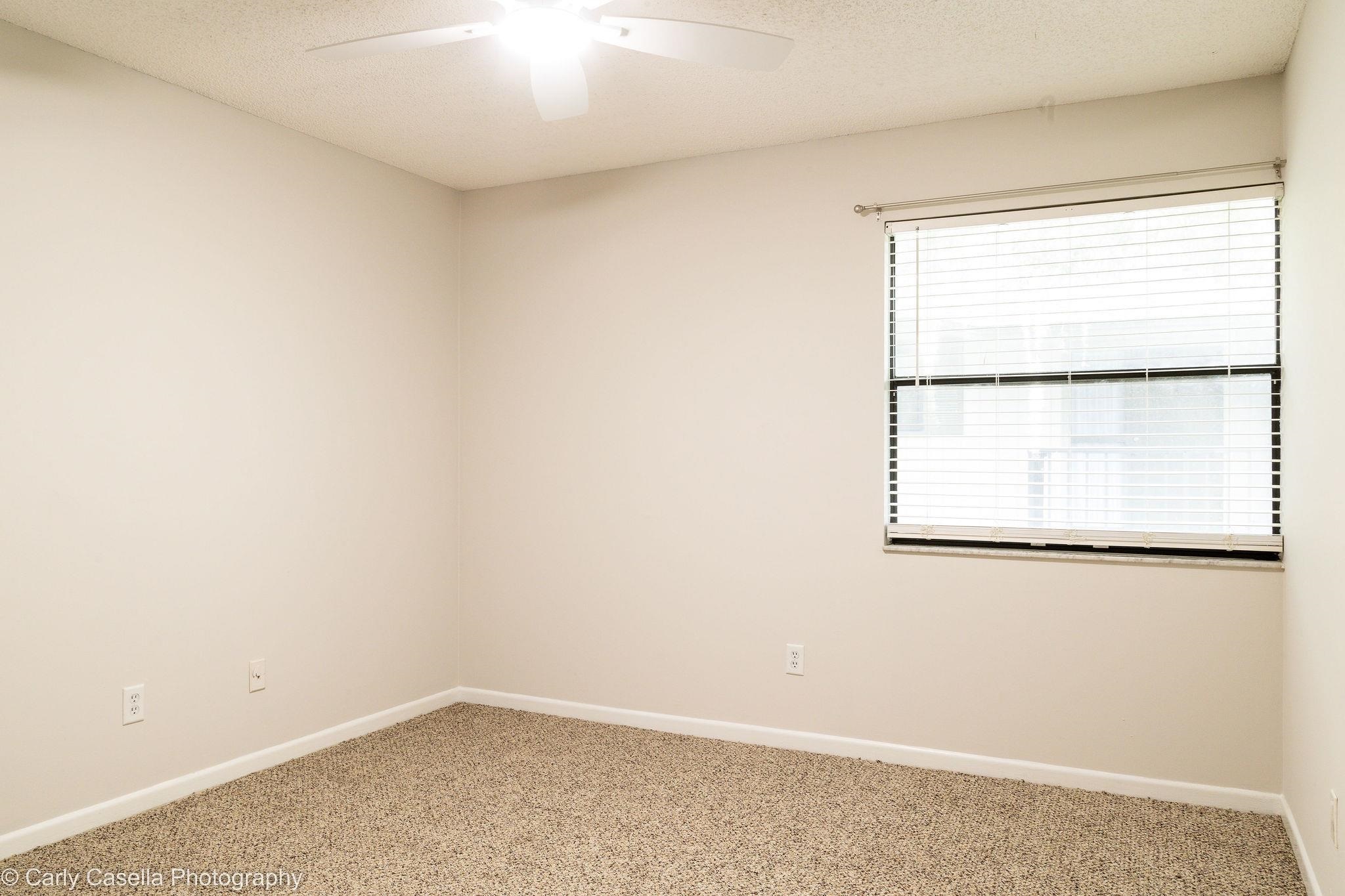 Image 15 of 22 For 30 Alcira Court