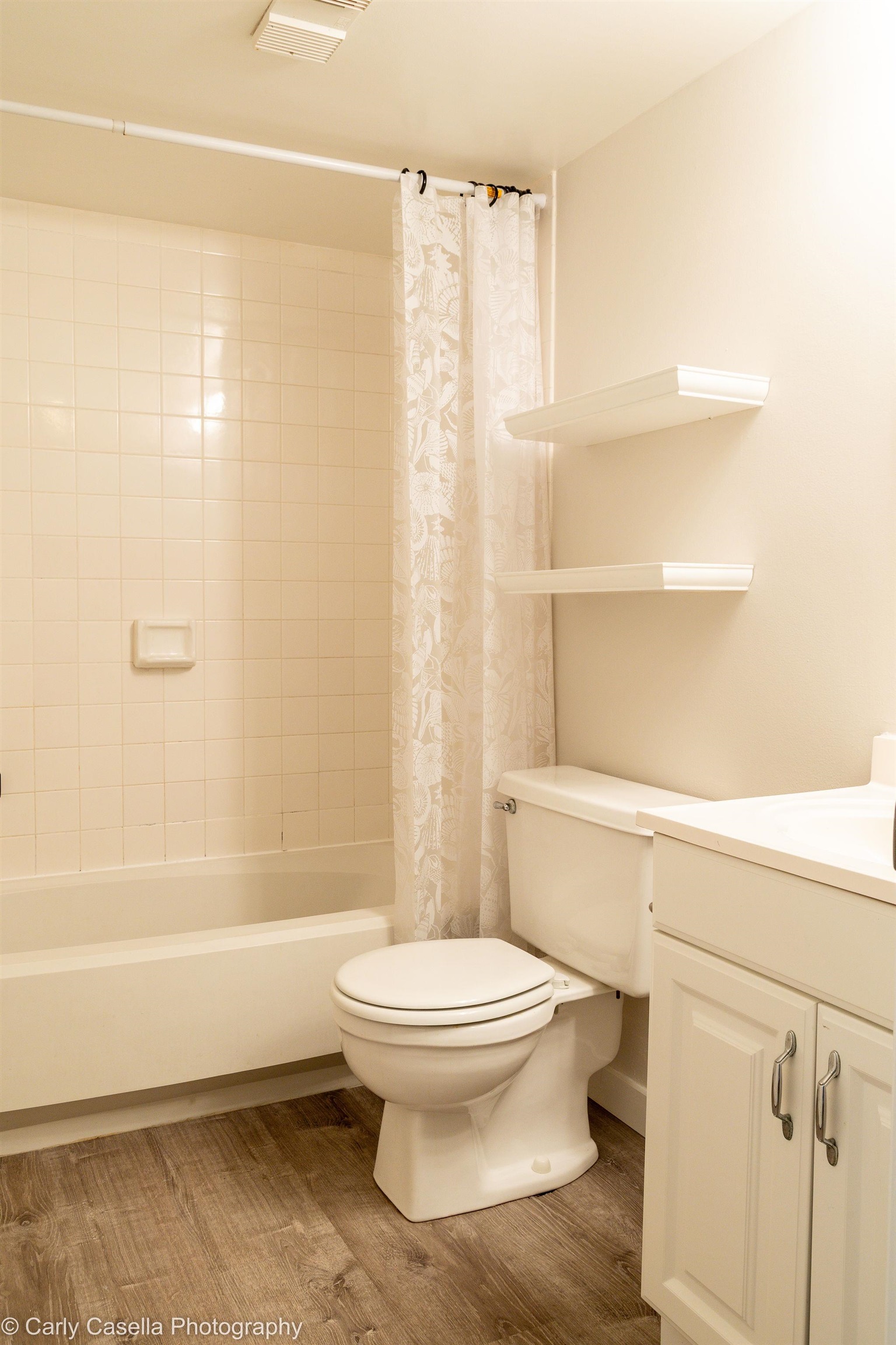 Image 7 of 22 For 30 Alcira Court