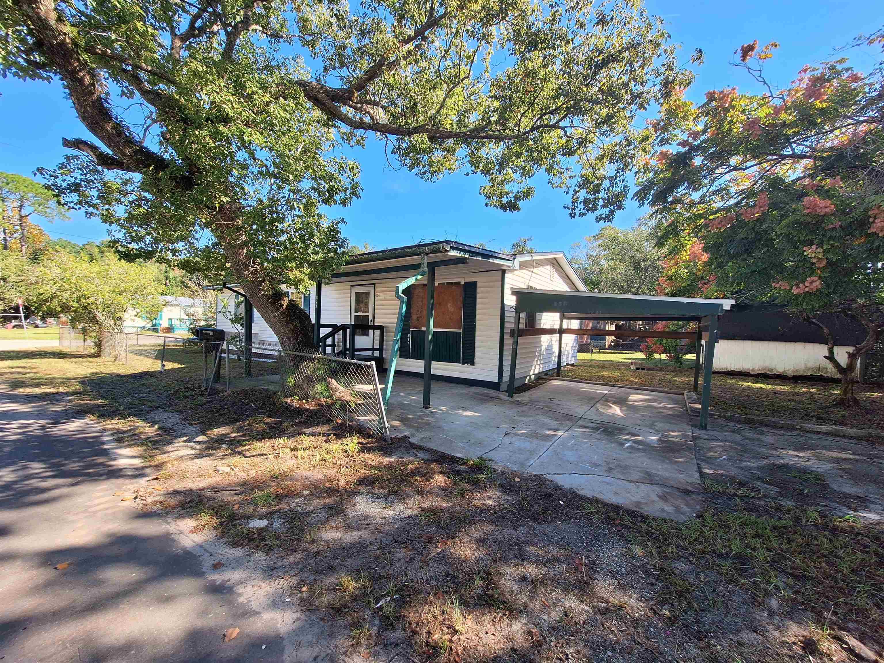 Image 2 of 31 For 450 Volusia St S