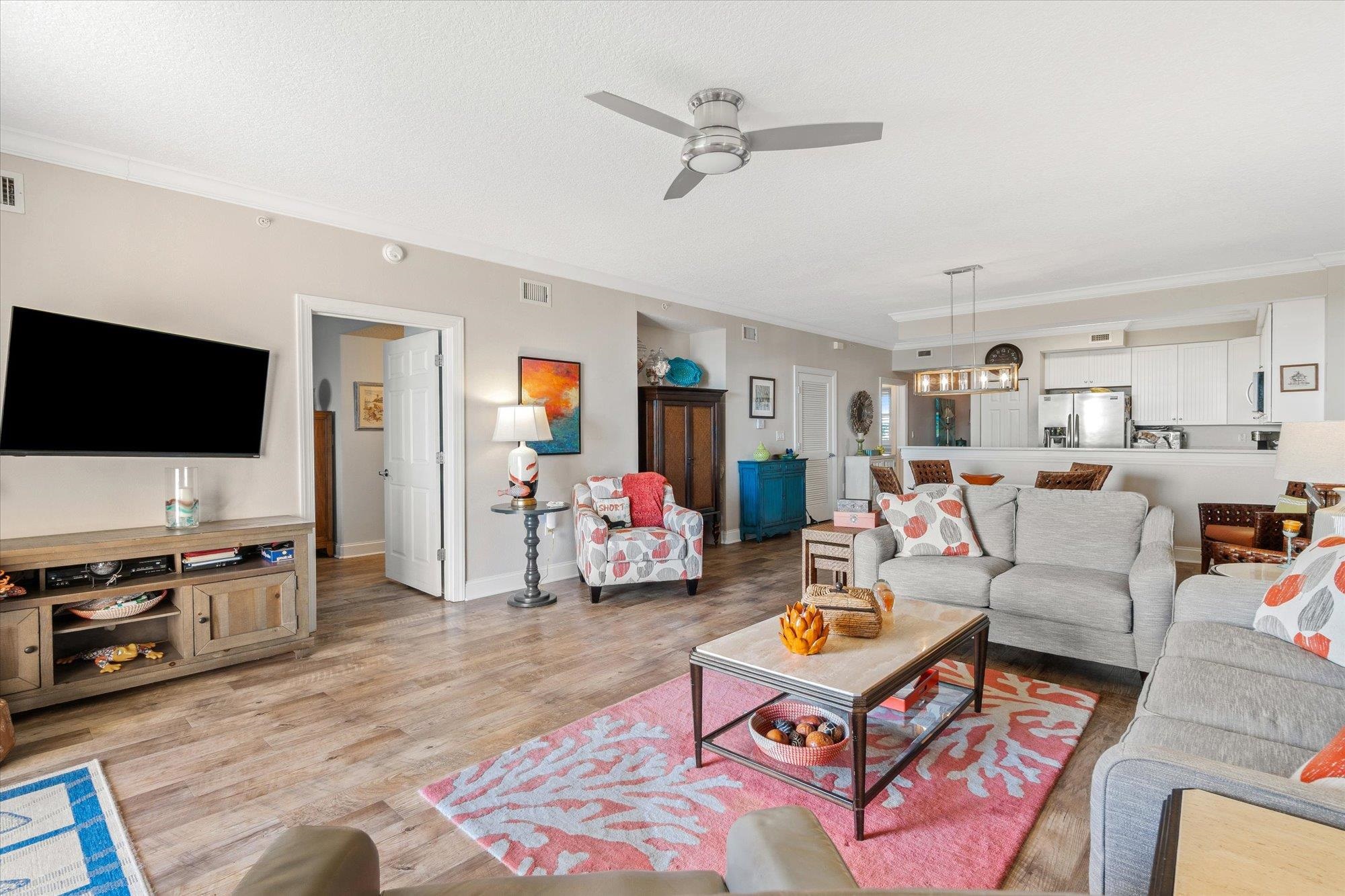 Image 10 of 56 For 60 Surfview Dr  214