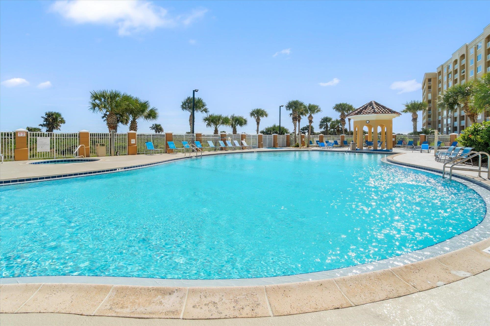 Image 35 of 56 For 60 Surfview Dr  214