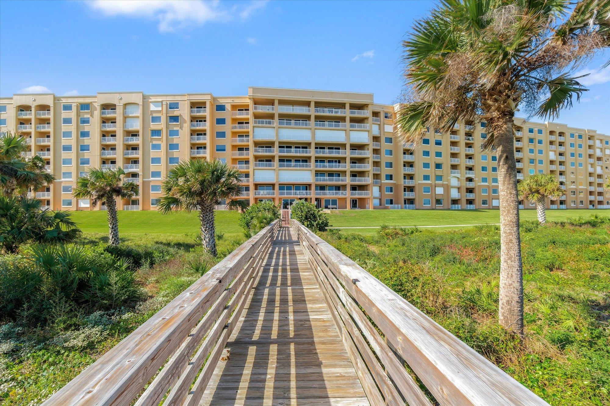 Image 42 of 56 For 60 Surfview Dr  214