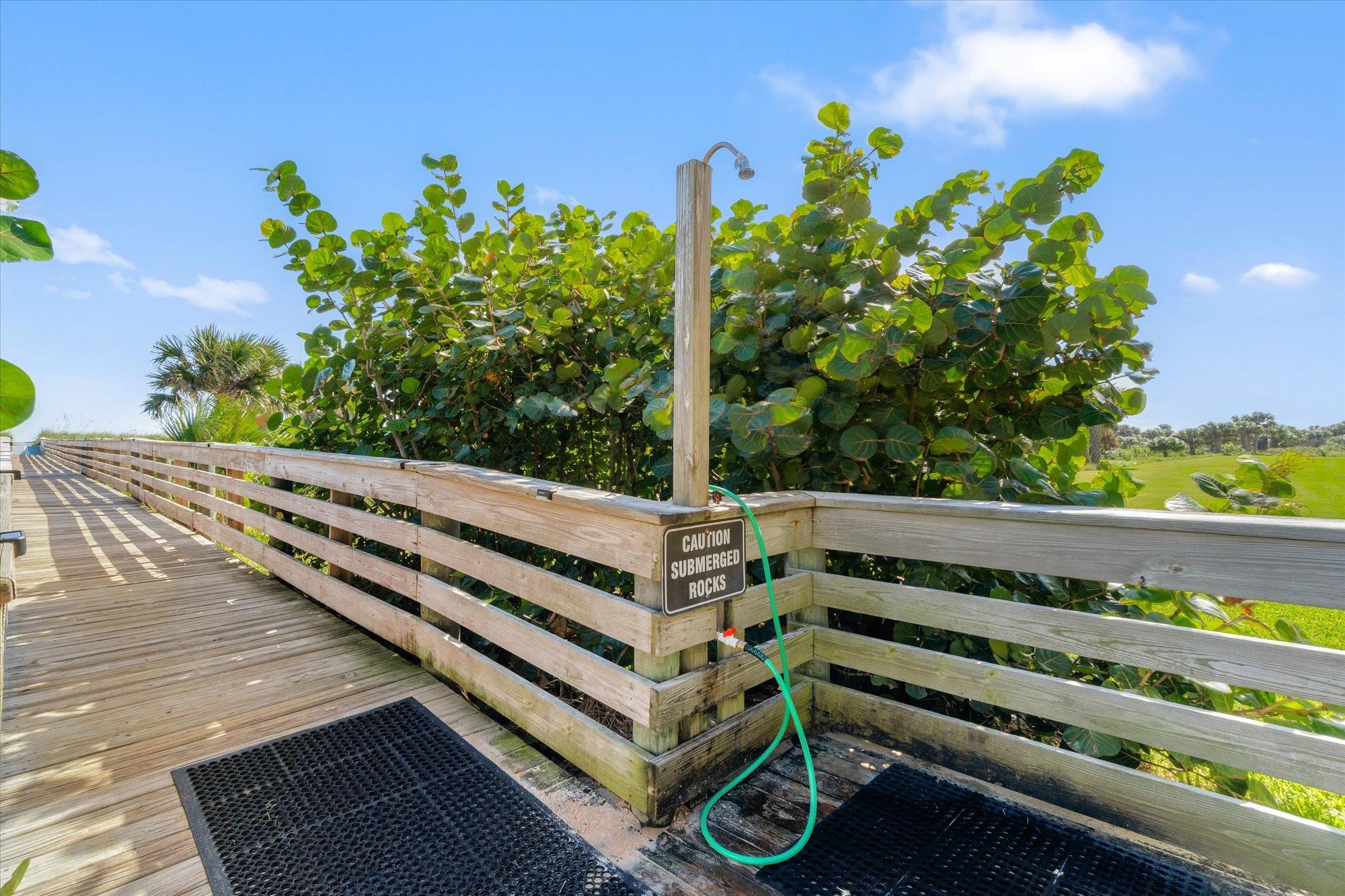 Image 43 of 56 For 60 Surfview Dr  214