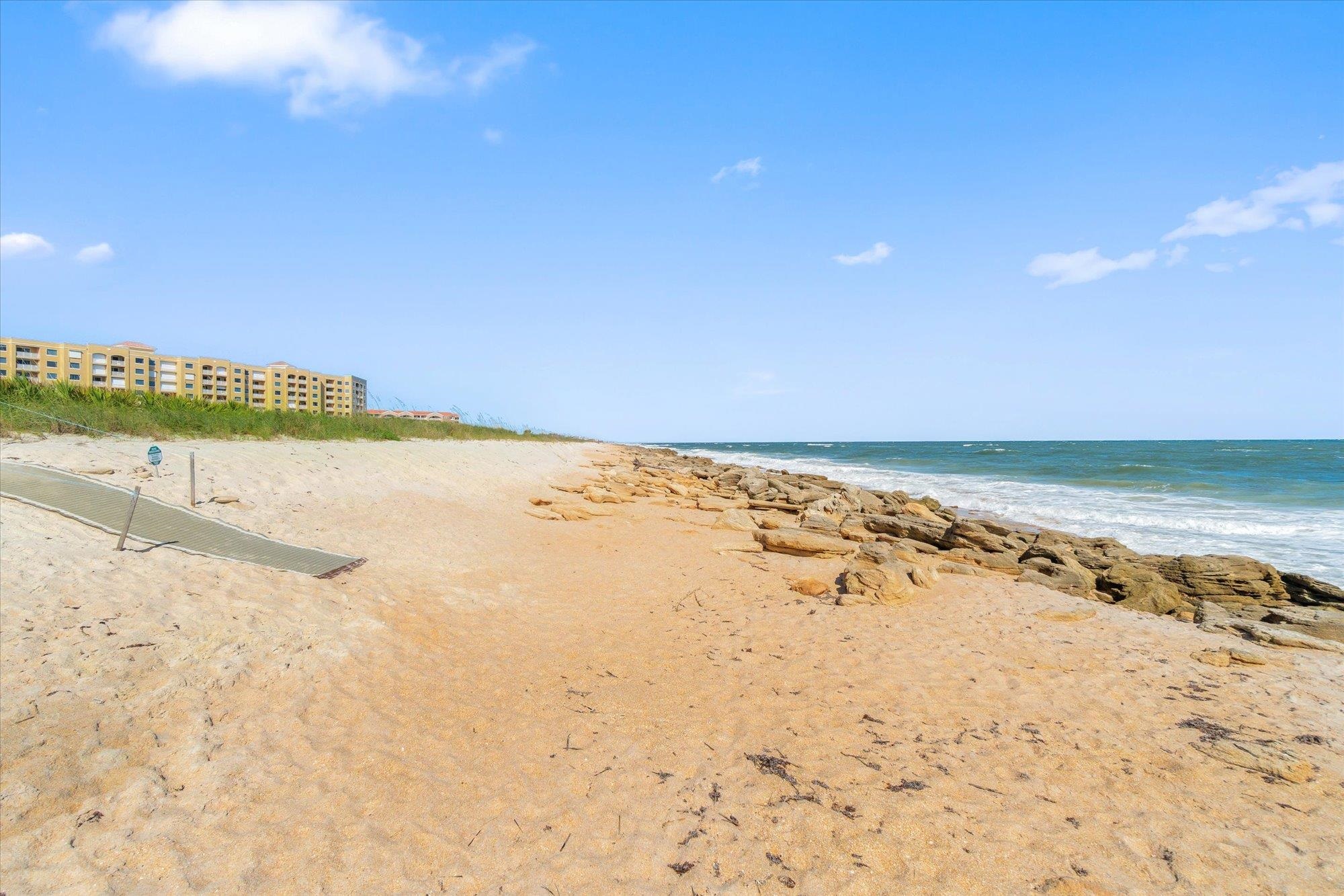 Image 46 of 56 For 60 Surfview Dr  214