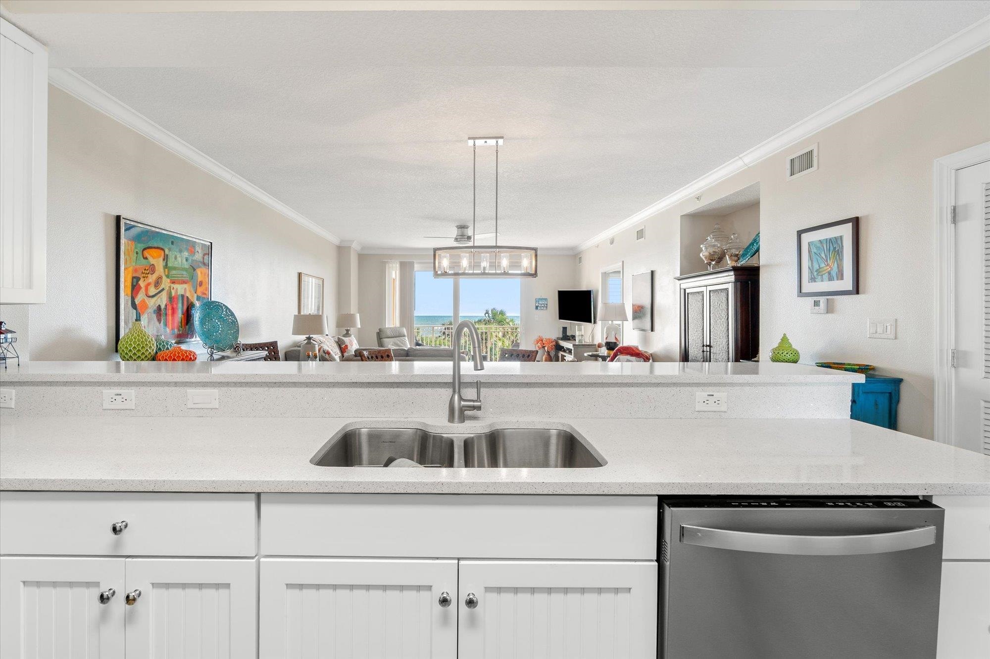 Image 5 of 56 For 60 Surfview Dr  214