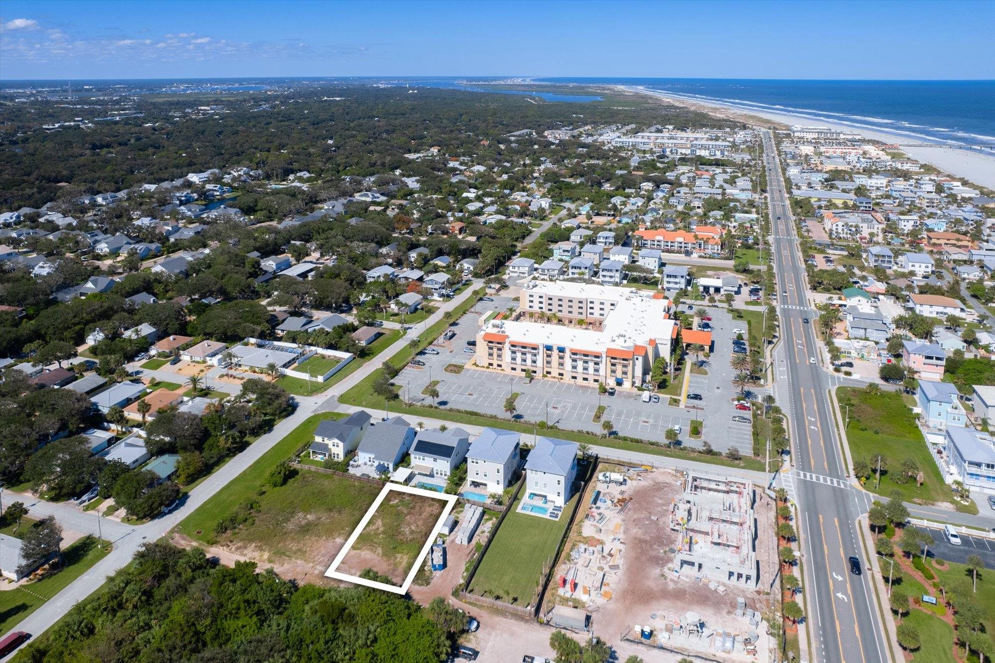 Image 11 of 15 For 122 4th St  