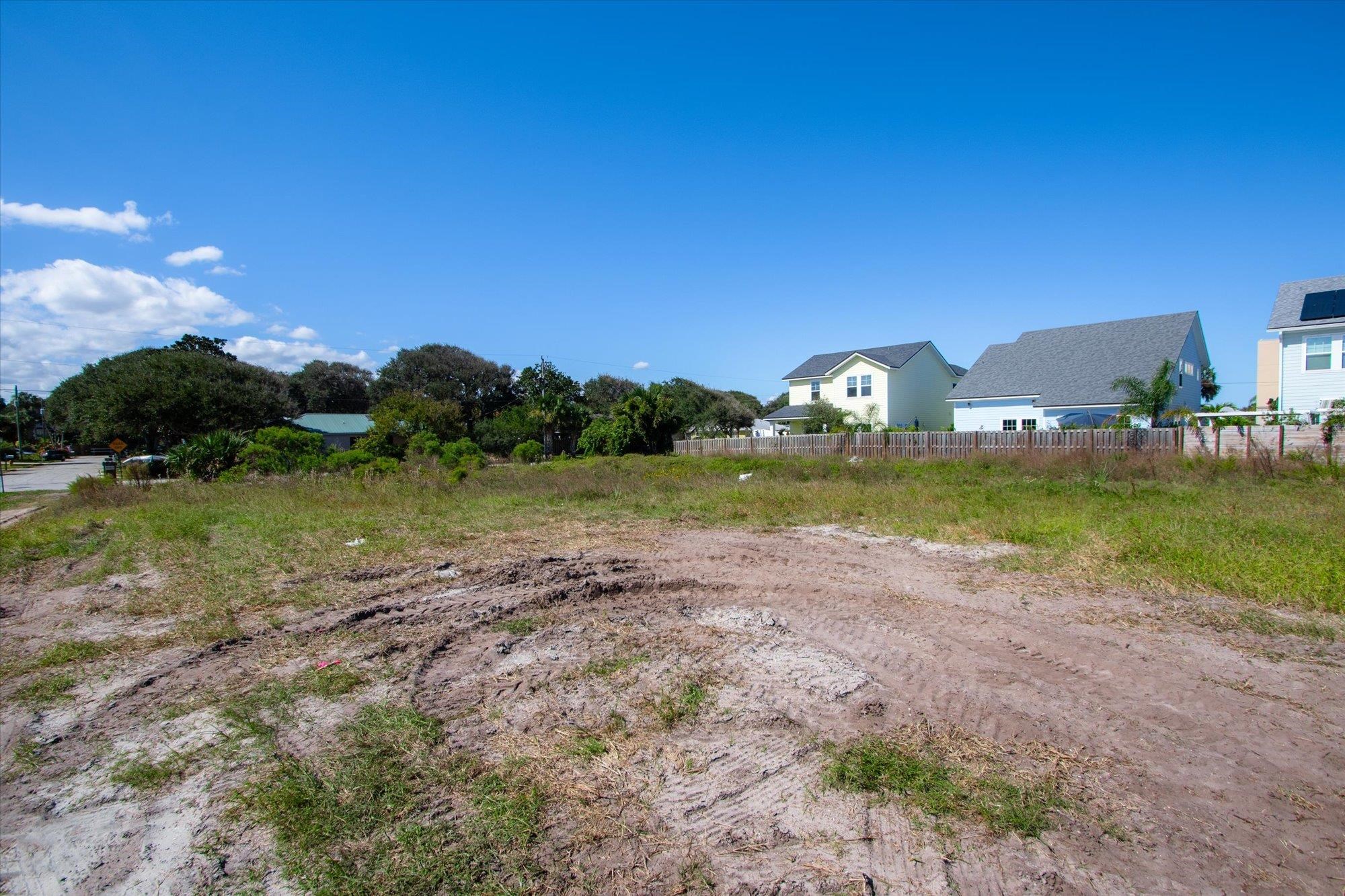 Image 15 of 16 For 126 4th St  