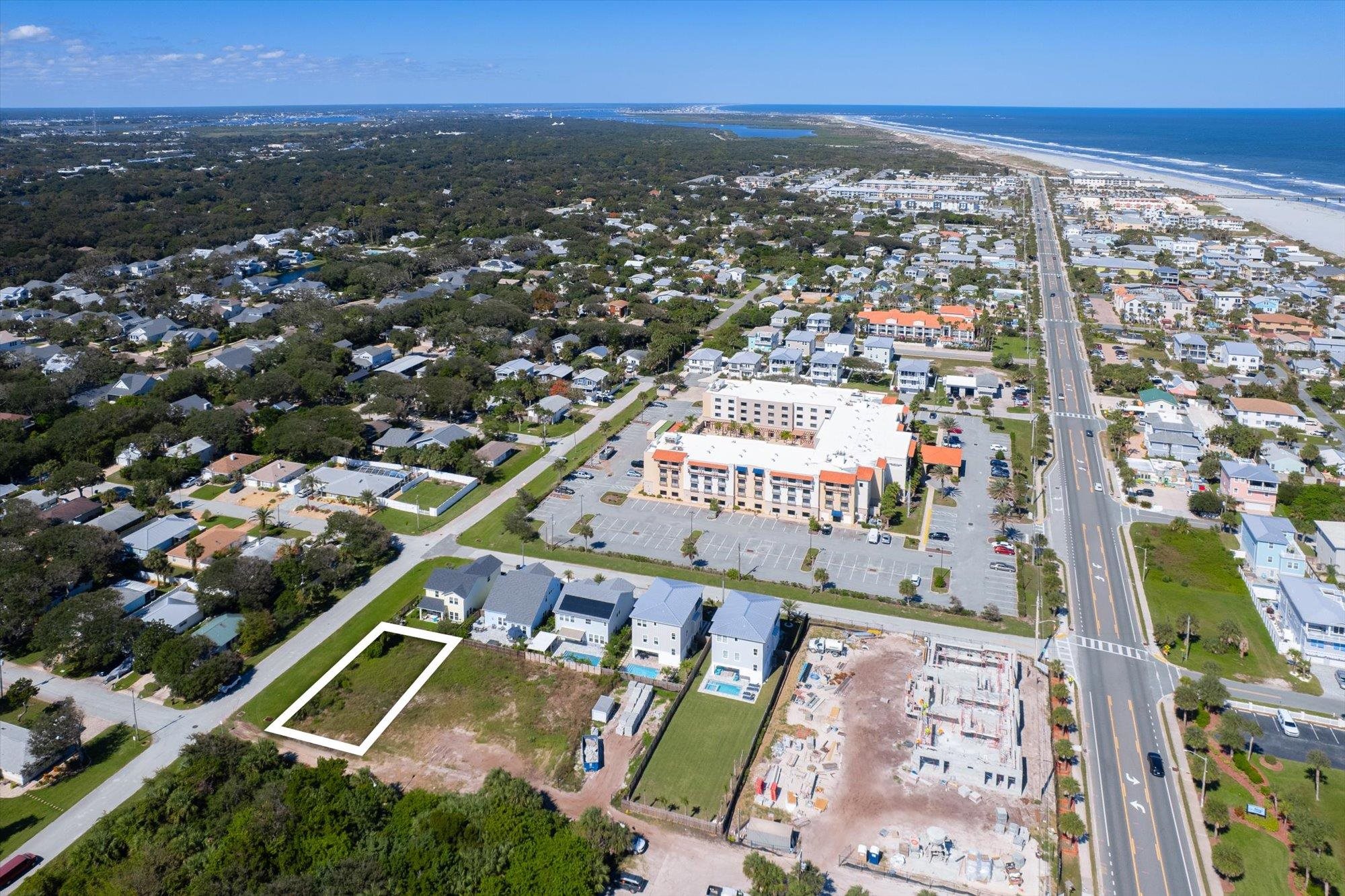 Image 11 of 16 For 130 4th St  