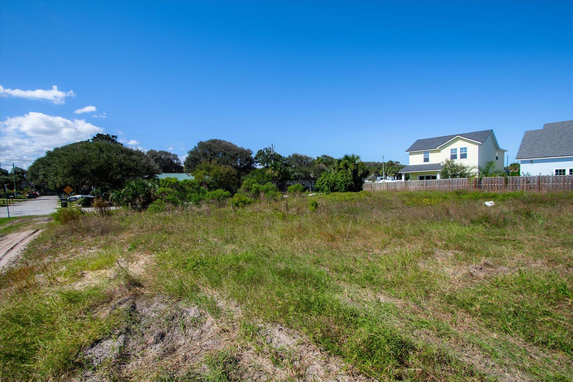 Image 15 of 16 For 130 4th St  