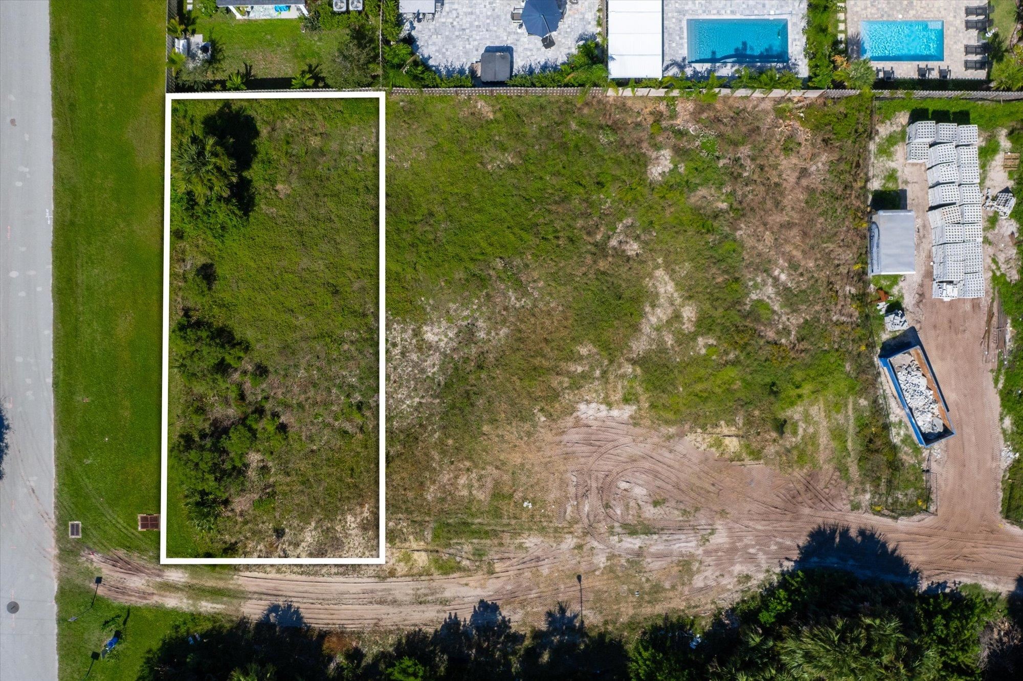 Image 2 of 16 For 130 4th St  