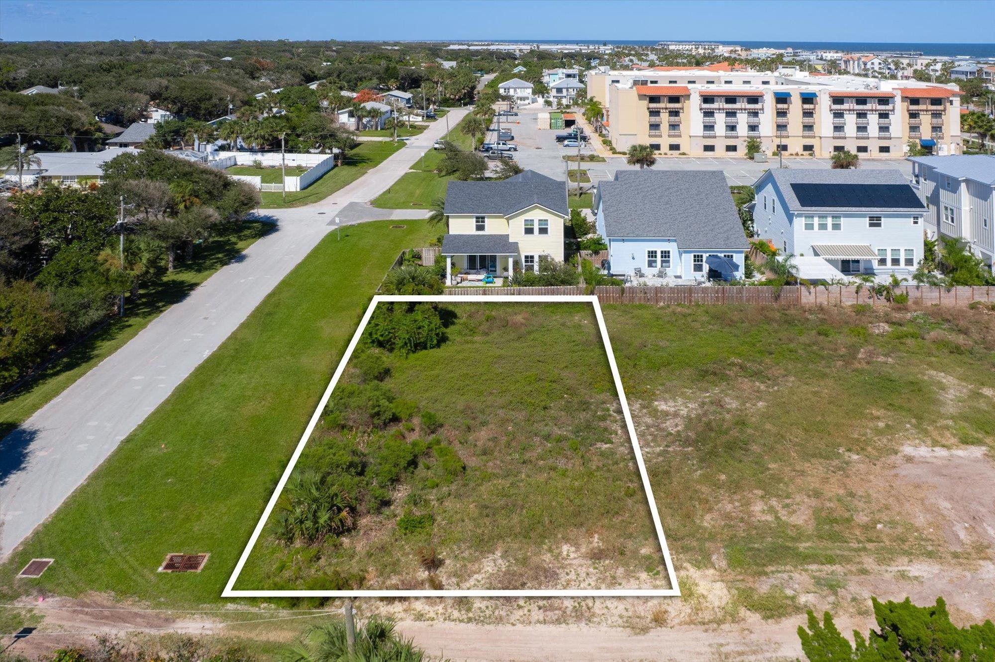 Image 3 of 16 For 130 4th St  