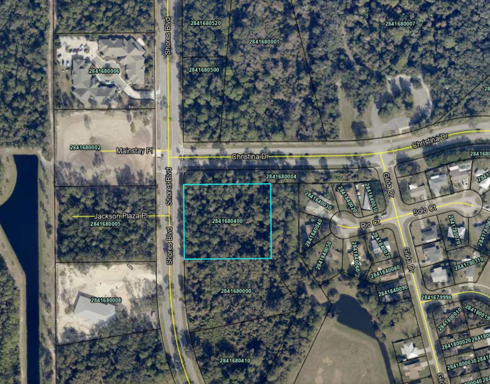 Image 2 of 33 For Shores Blvd