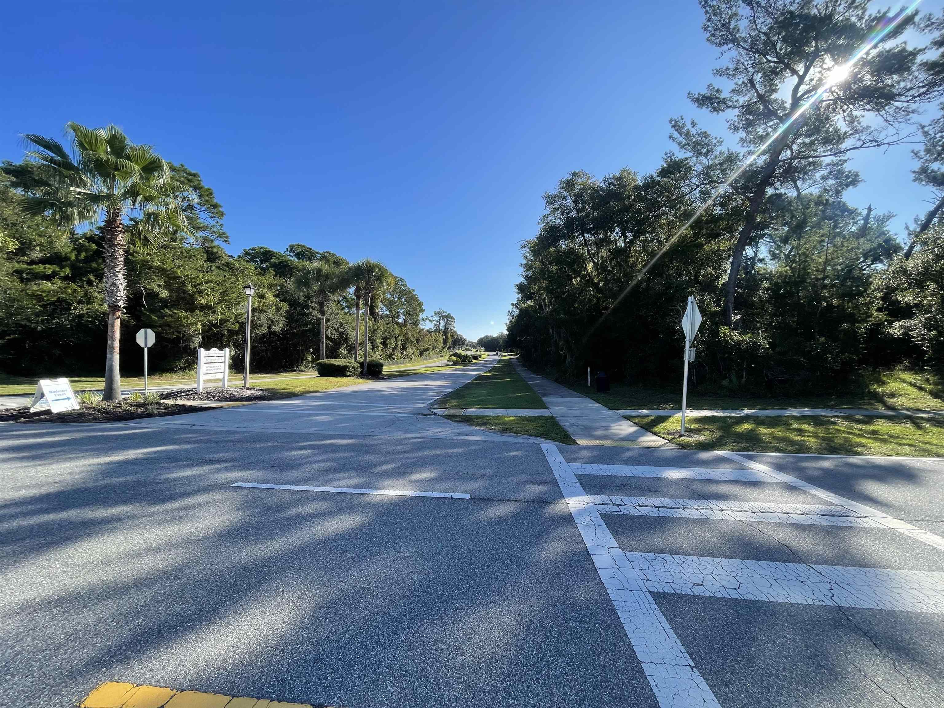 Image 22 of 33 For Shores Blvd