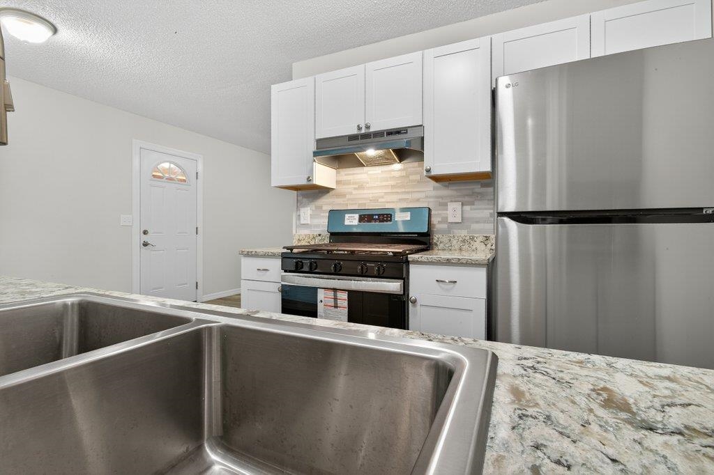 Image 14 of 45 For 4510 Madison St W