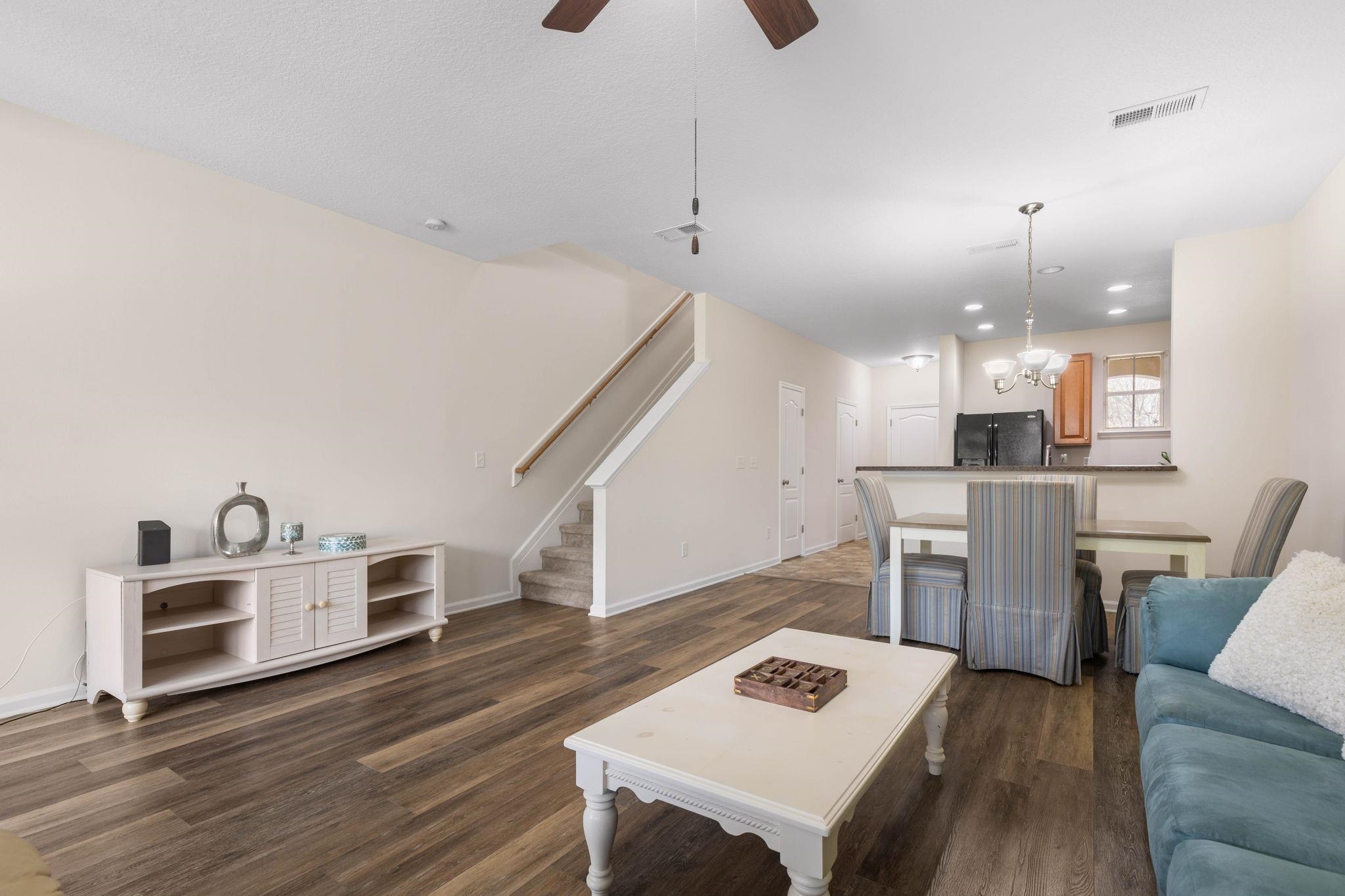 Image 19 of 78 For 340 Volterra Pl