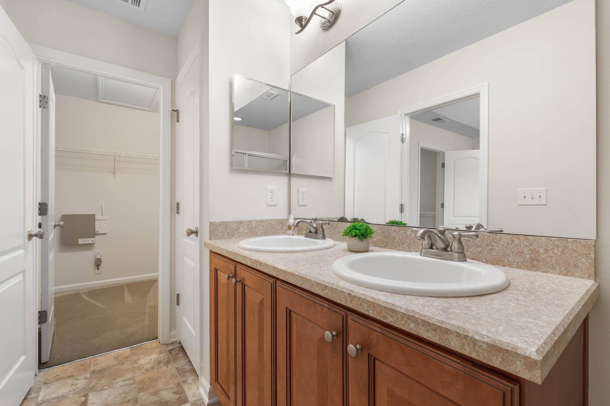 Image 31 of 78 For 340 Volterra Pl