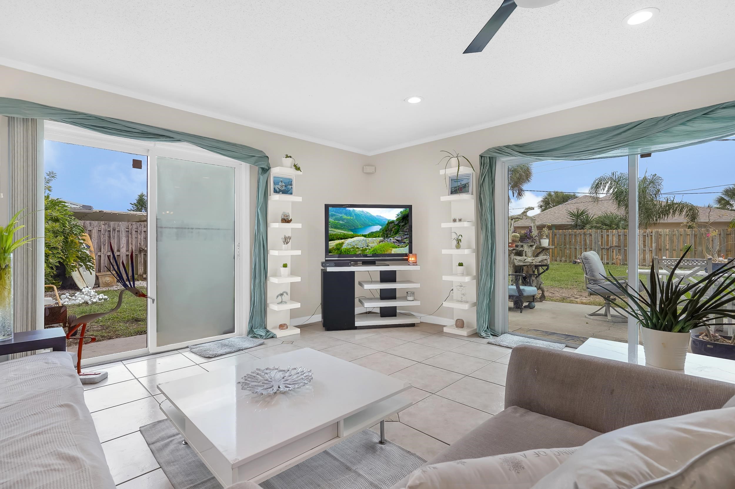 Image 10 of 46 For 38 Sandpiper Dr