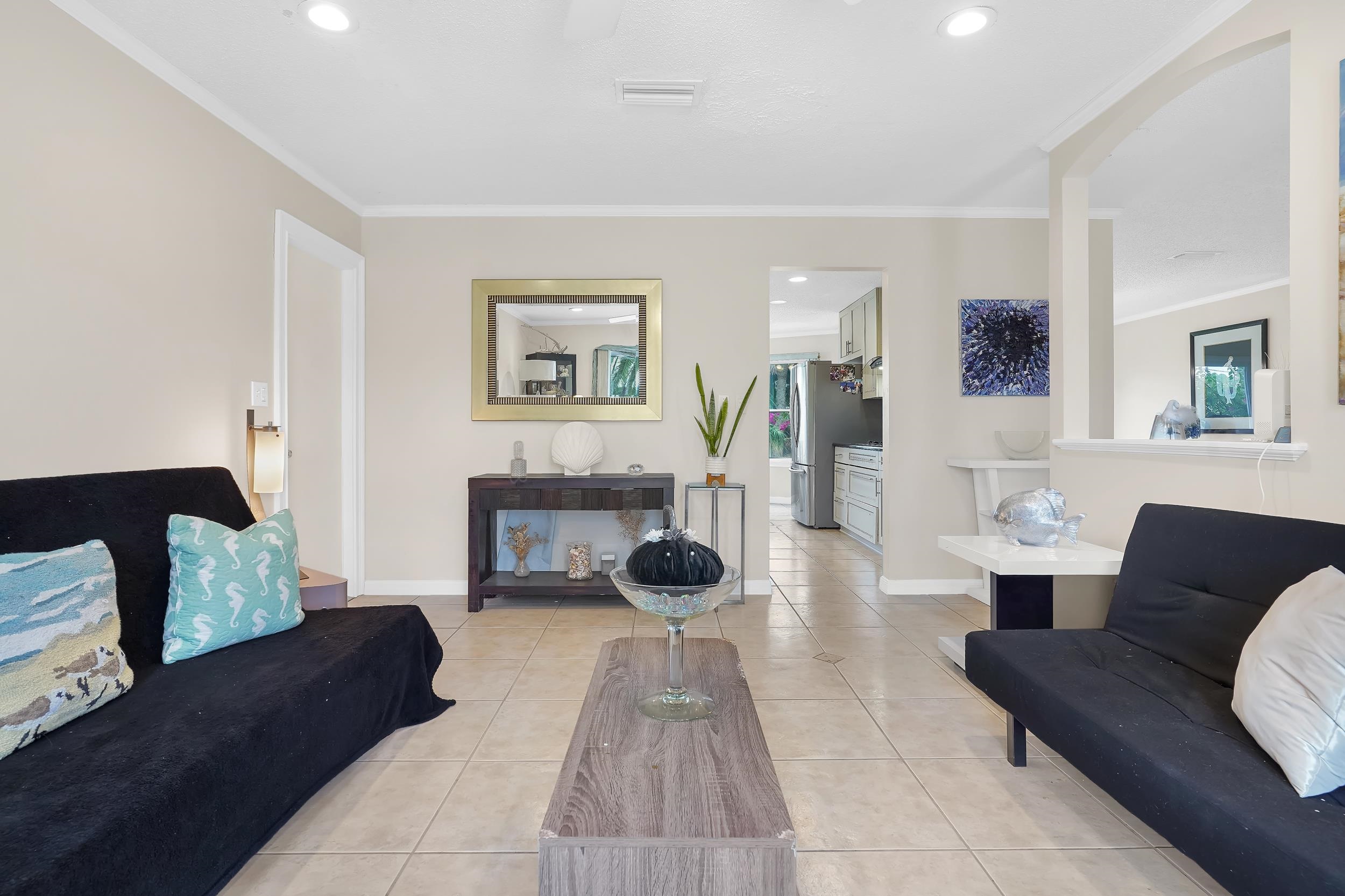 Image 18 of 46 For 38 Sandpiper Dr