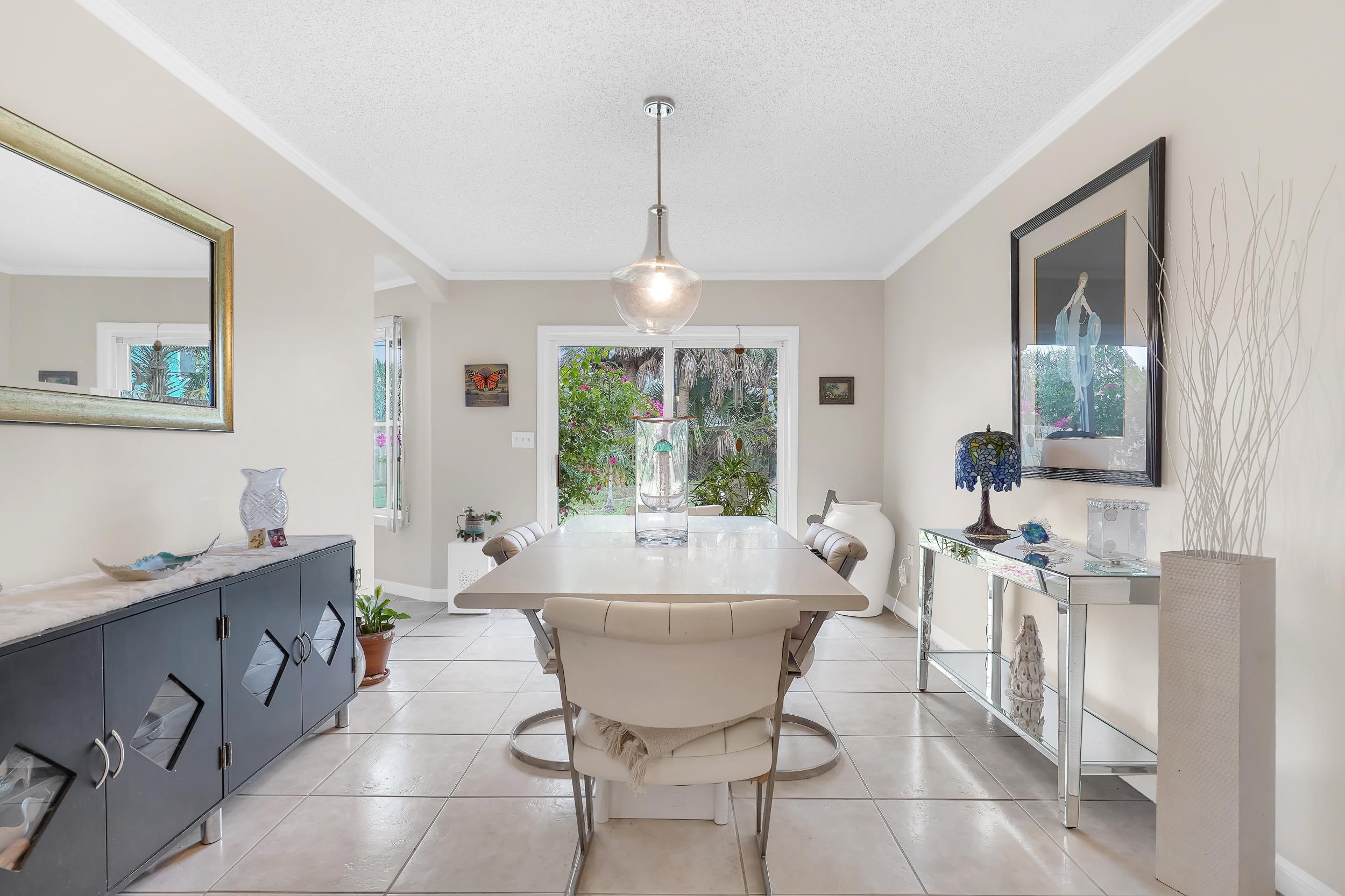 Image 19 of 46 For 38 Sandpiper Dr