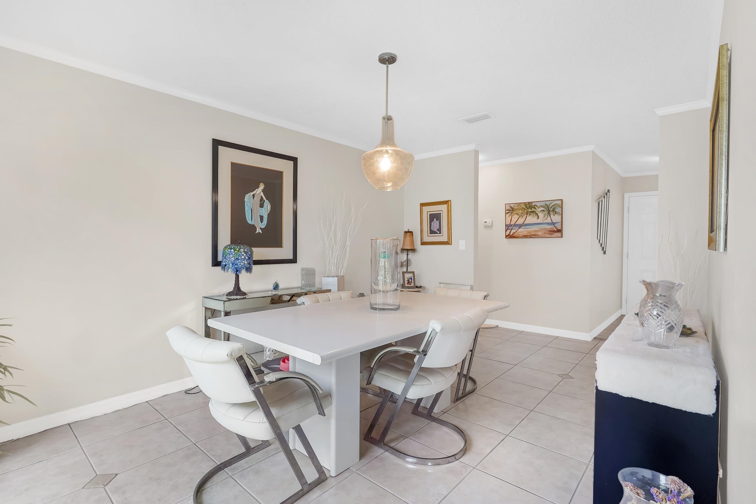 Image 20 of 46 For 38 Sandpiper Dr