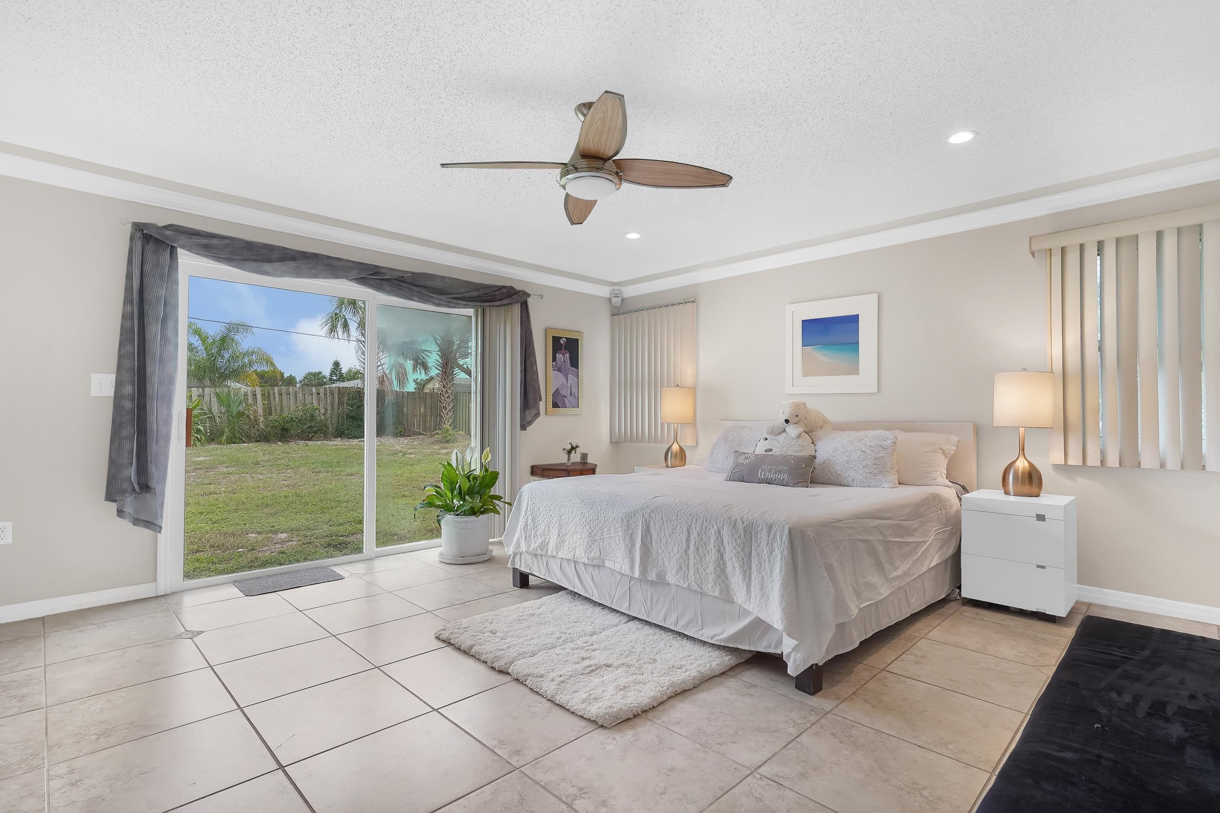 Image 23 of 46 For 38 Sandpiper Dr