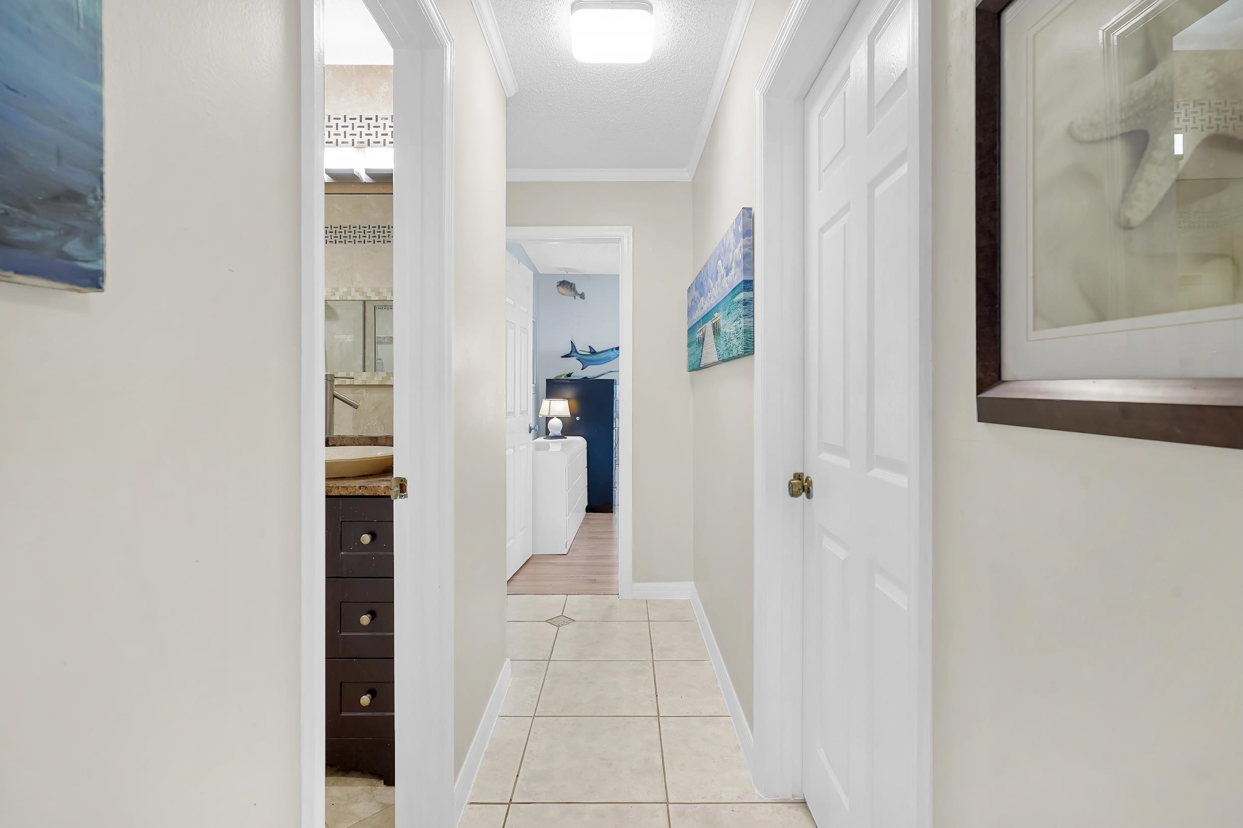 Image 26 of 46 For 38 Sandpiper Dr