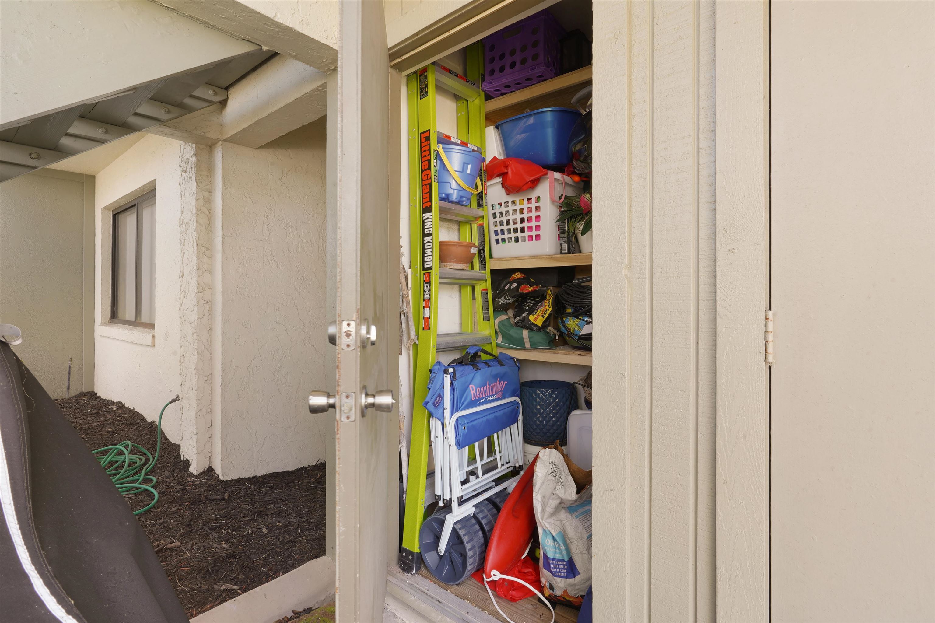 Image 24 of 34 For 57 Village Las Palmas Cir