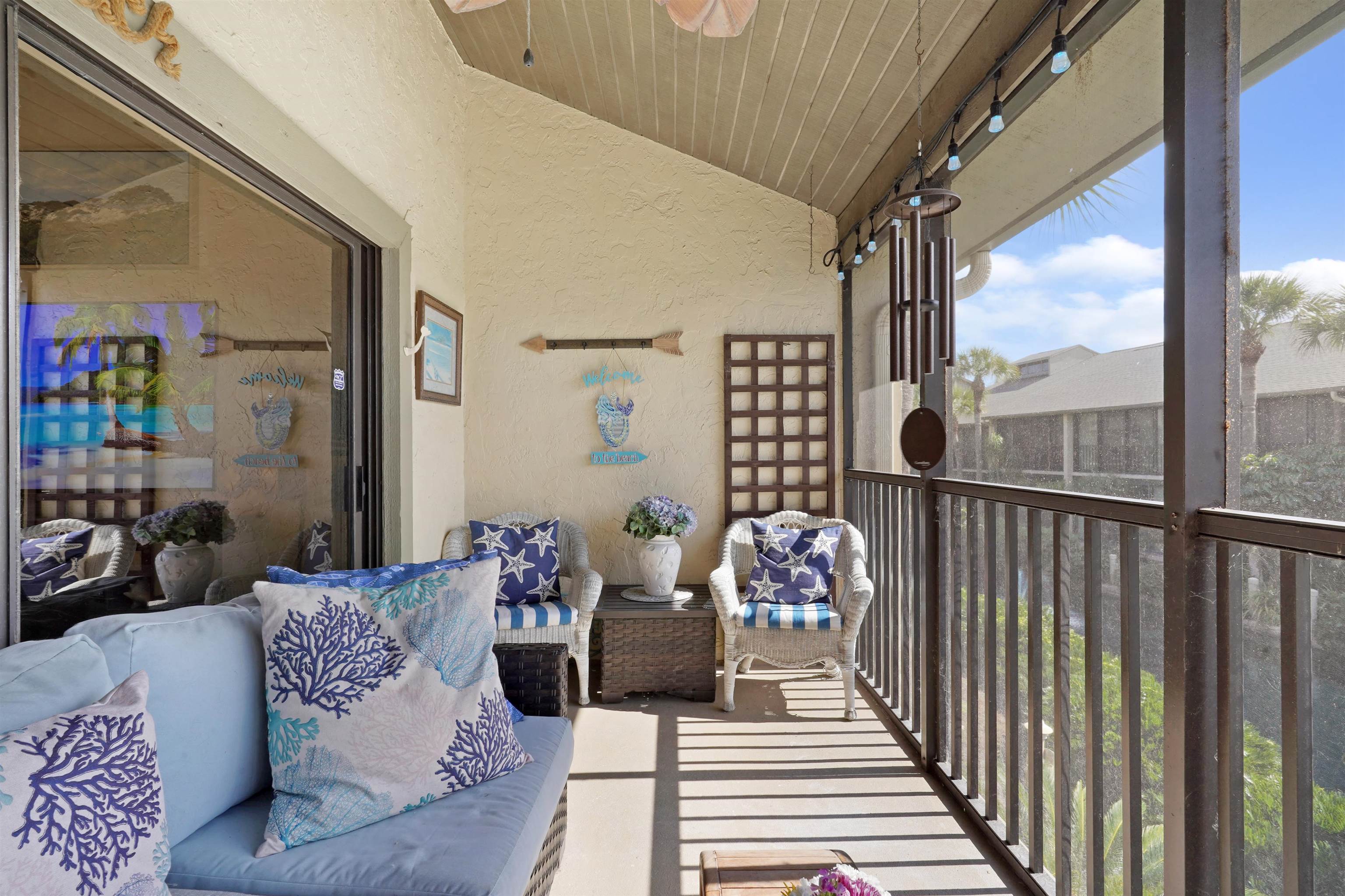 Image 26 of 34 For 57 Village Las Palmas Cir