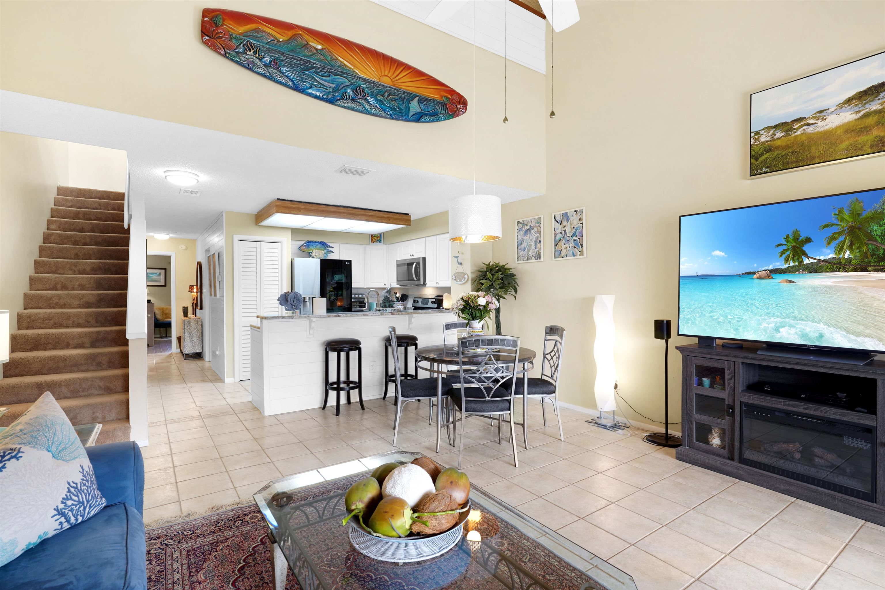 Image 8 of 34 For 57 Village Las Palmas Cir