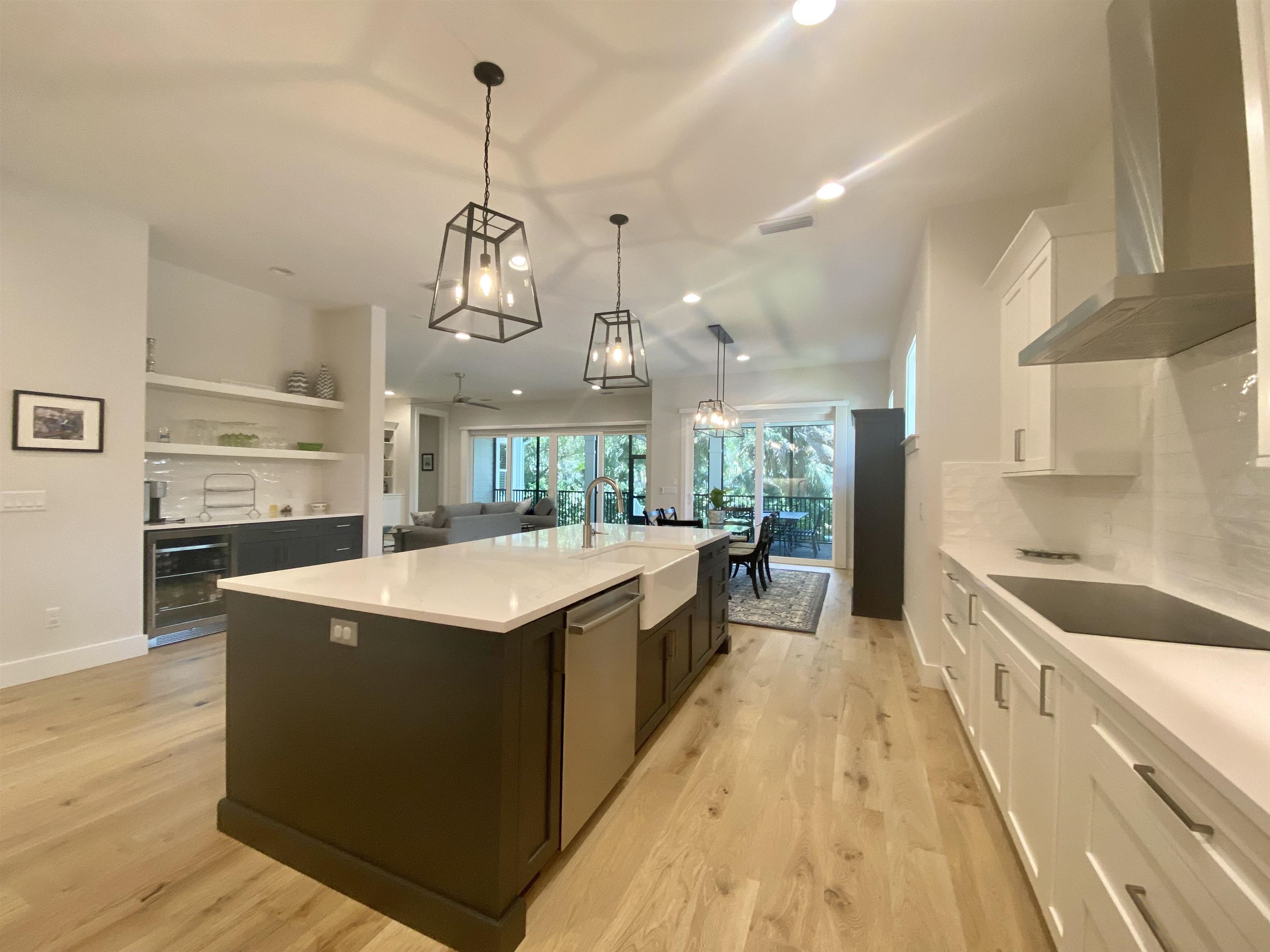 Image 14 of 63 For 196 Ridgeway Rd