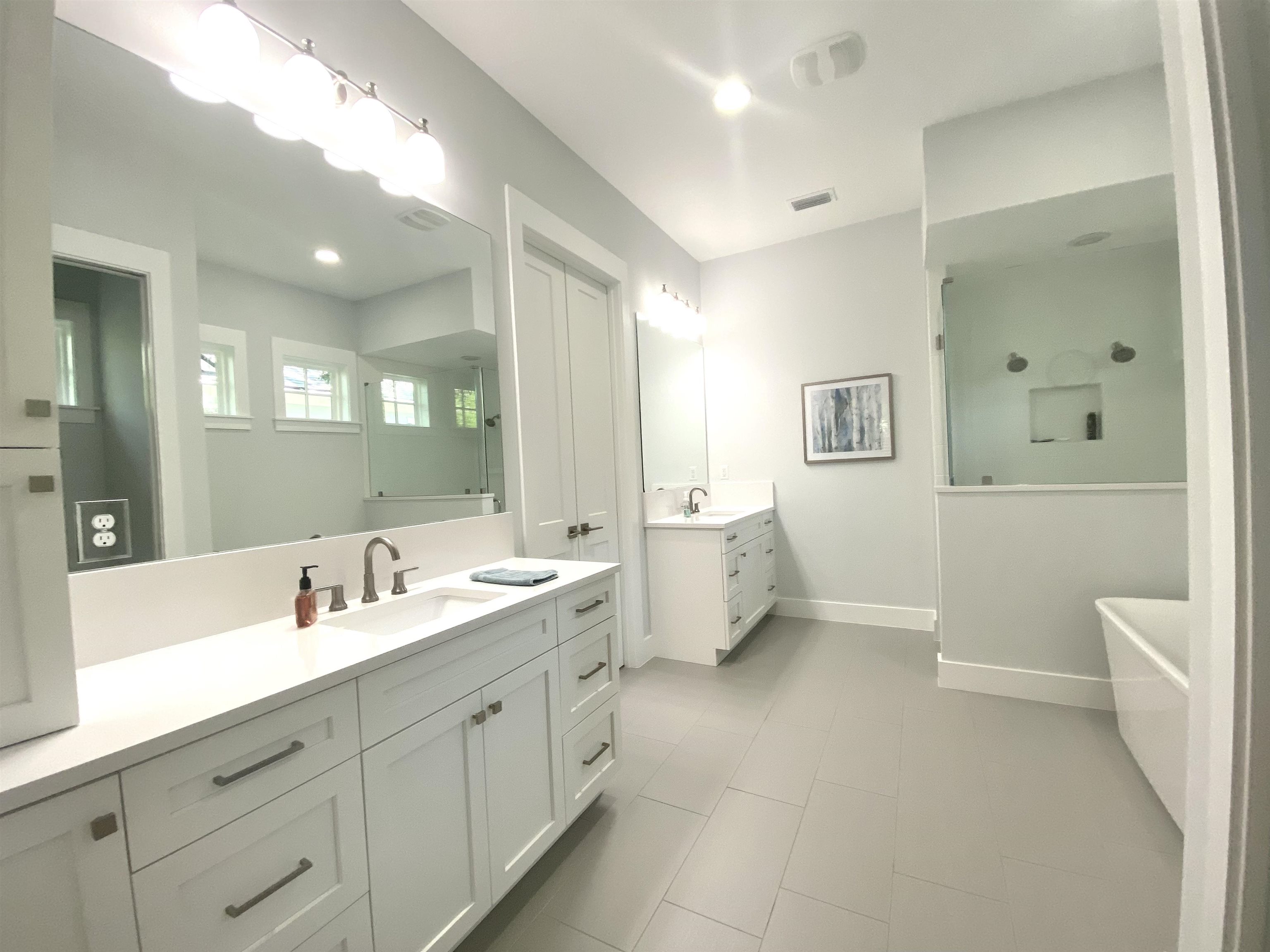 Image 25 of 63 For 196 Ridgeway Rd