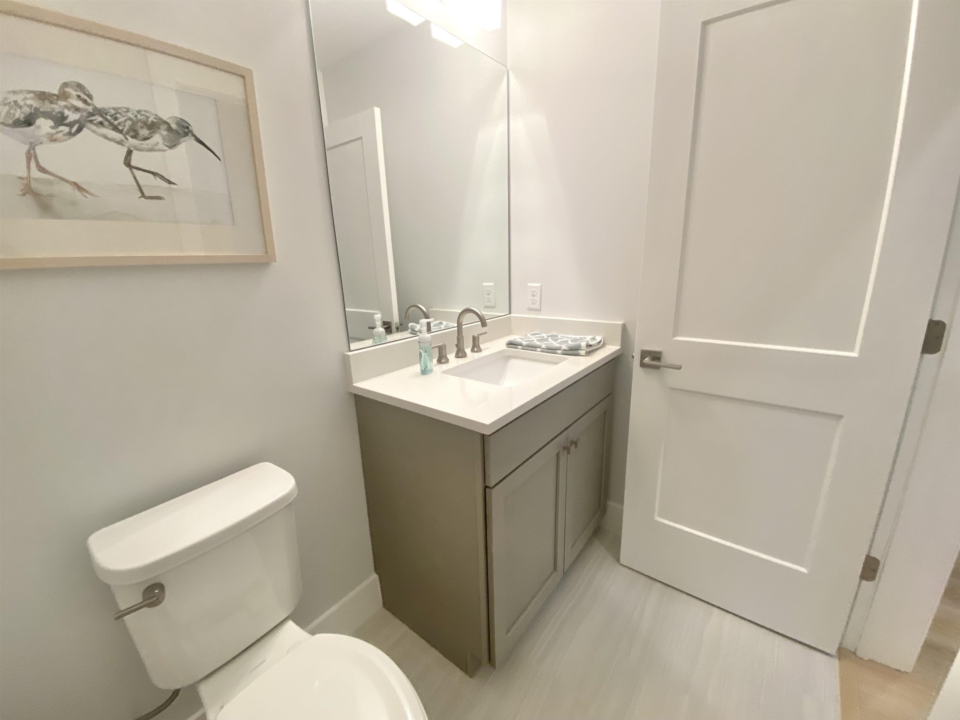 Image 30 of 63 For 196 Ridgeway Rd