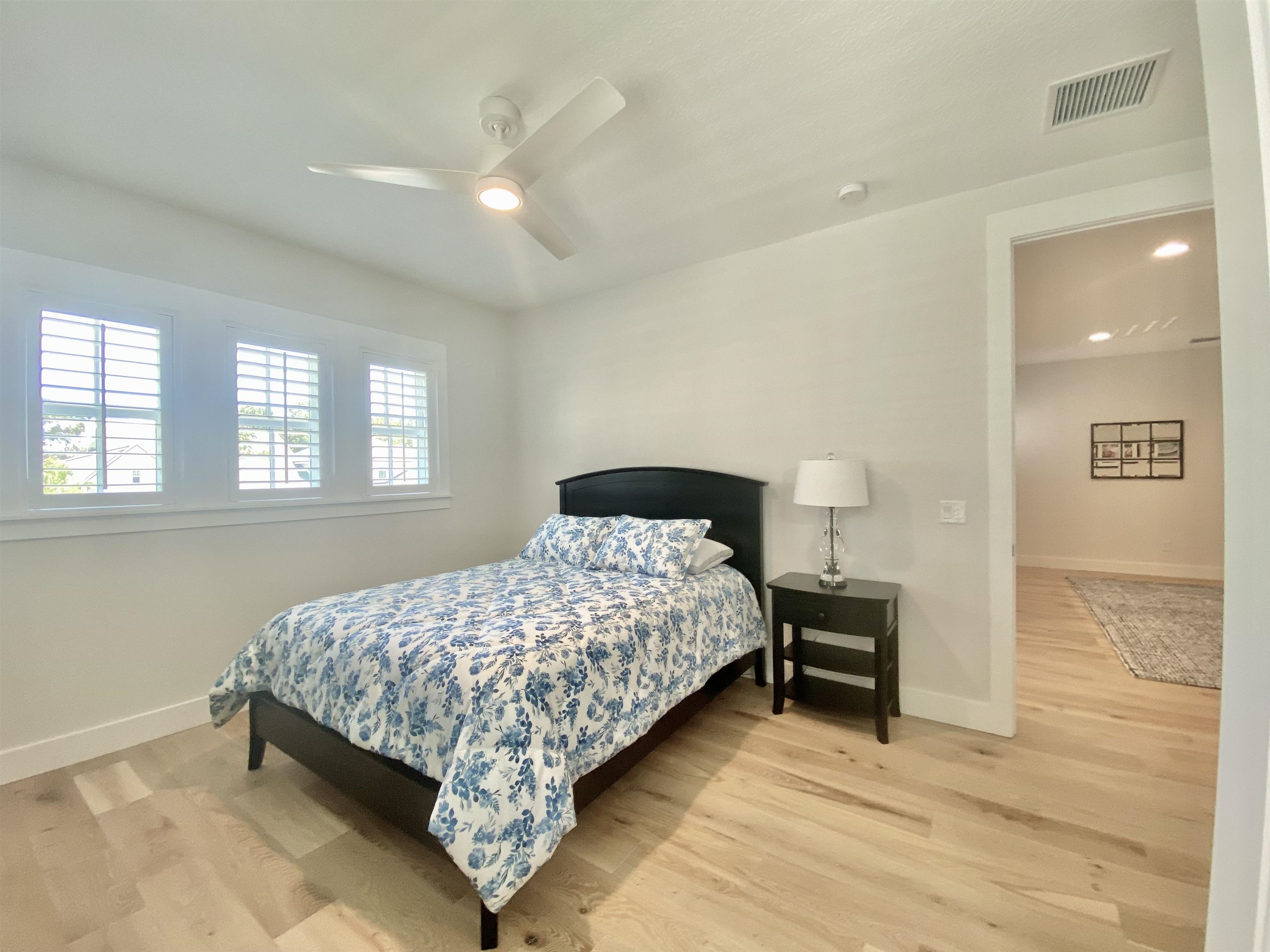 Image 34 of 63 For 196 Ridgeway Rd