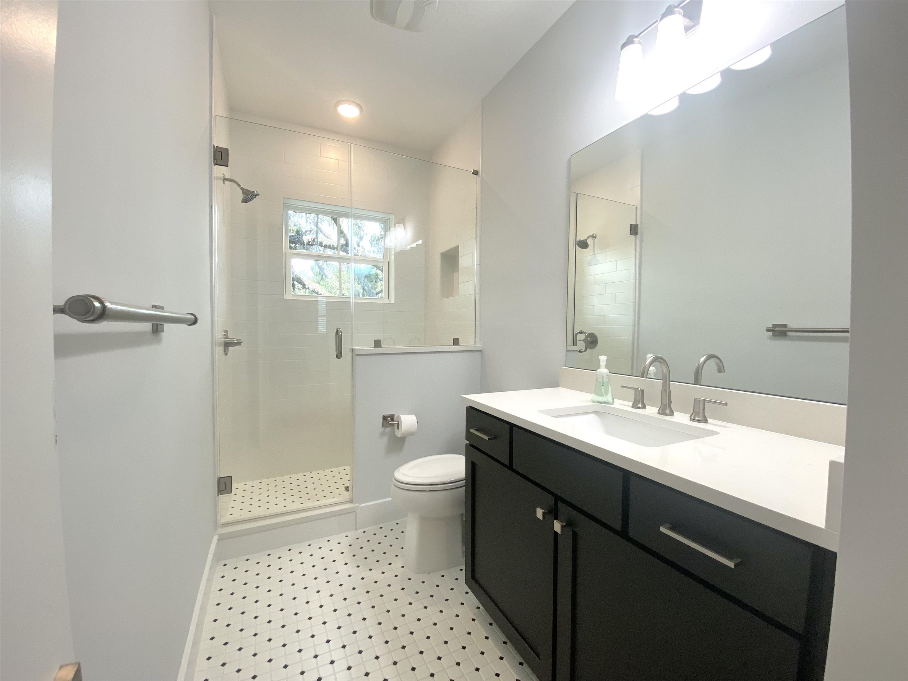 Image 35 of 63 For 196 Ridgeway Rd