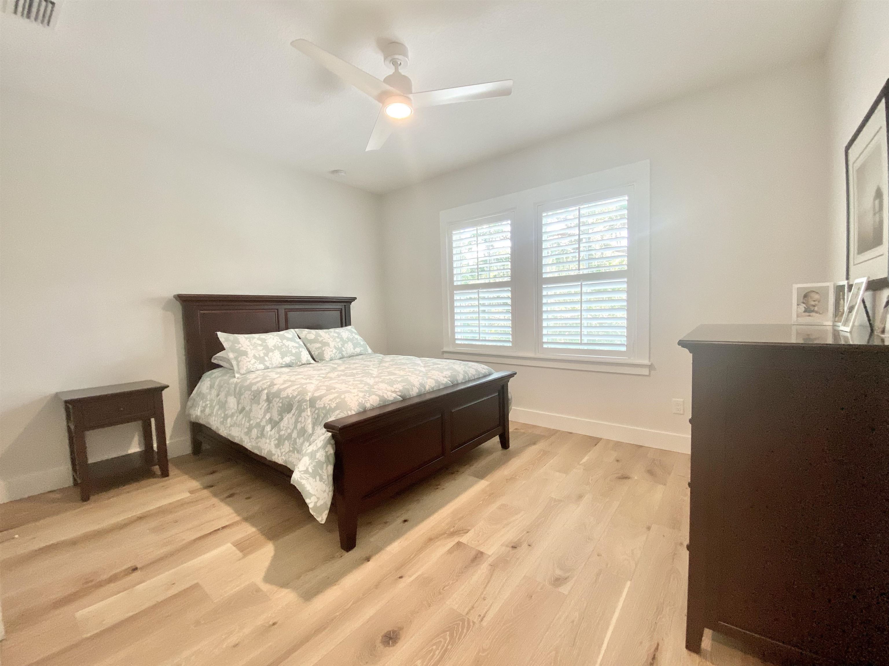 Image 36 of 63 For 196 Ridgeway Rd