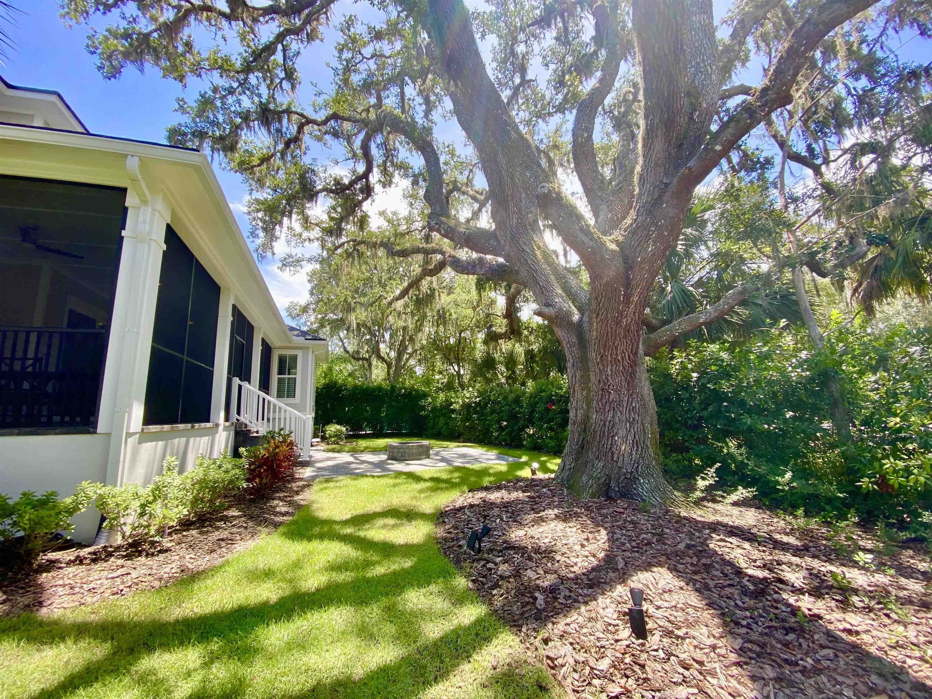 Image 46 of 63 For 196 Ridgeway Rd