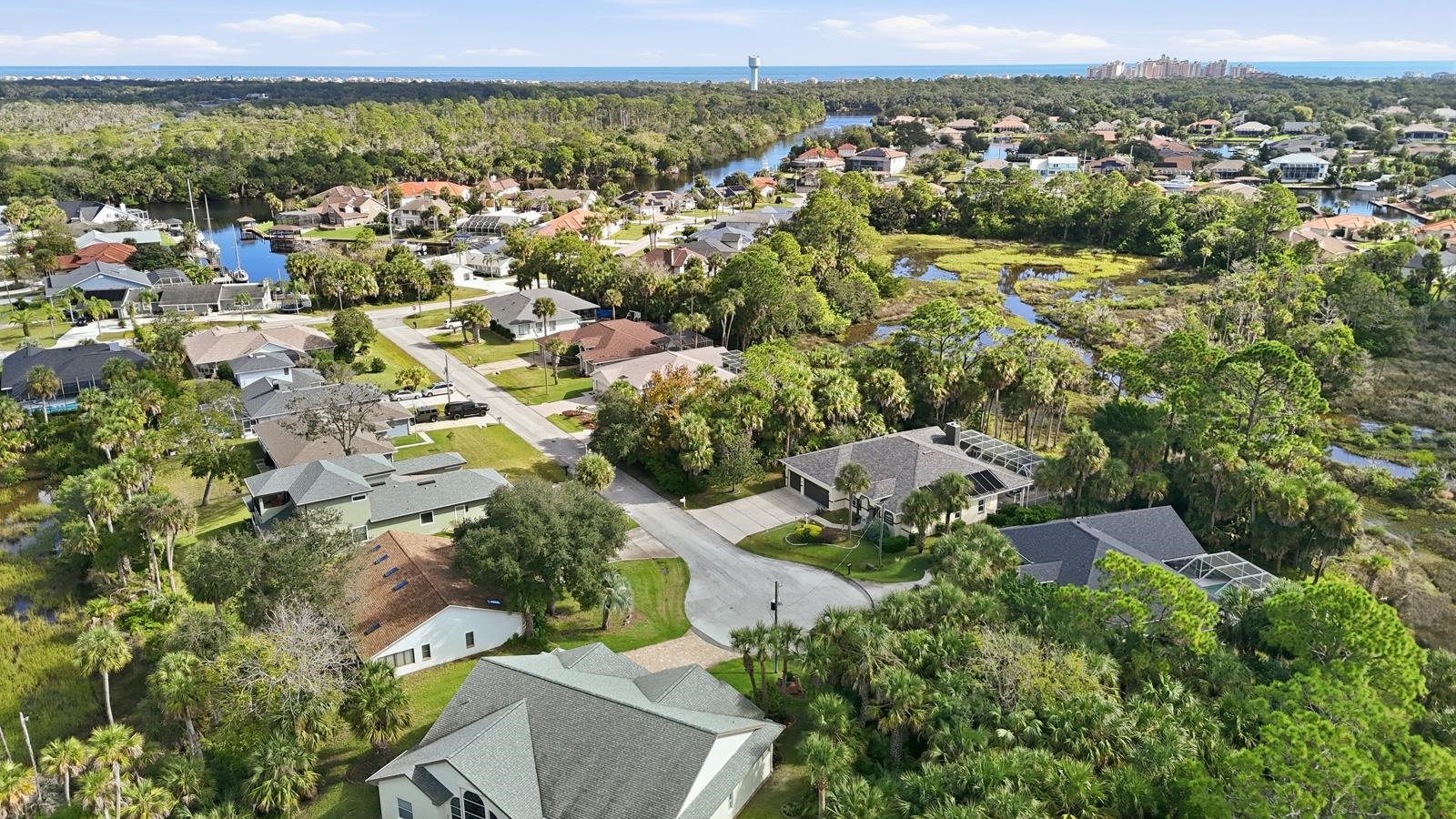 Image 11 of 21 For 9 Cayuga Ct