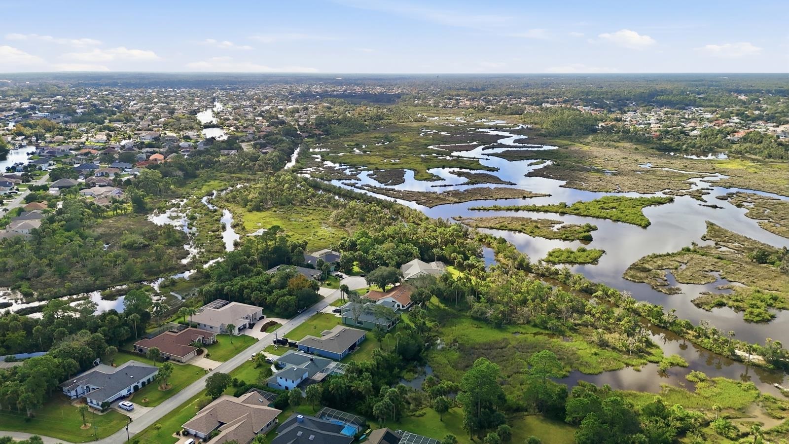 Image 15 of 21 For 9 Cayuga Ct