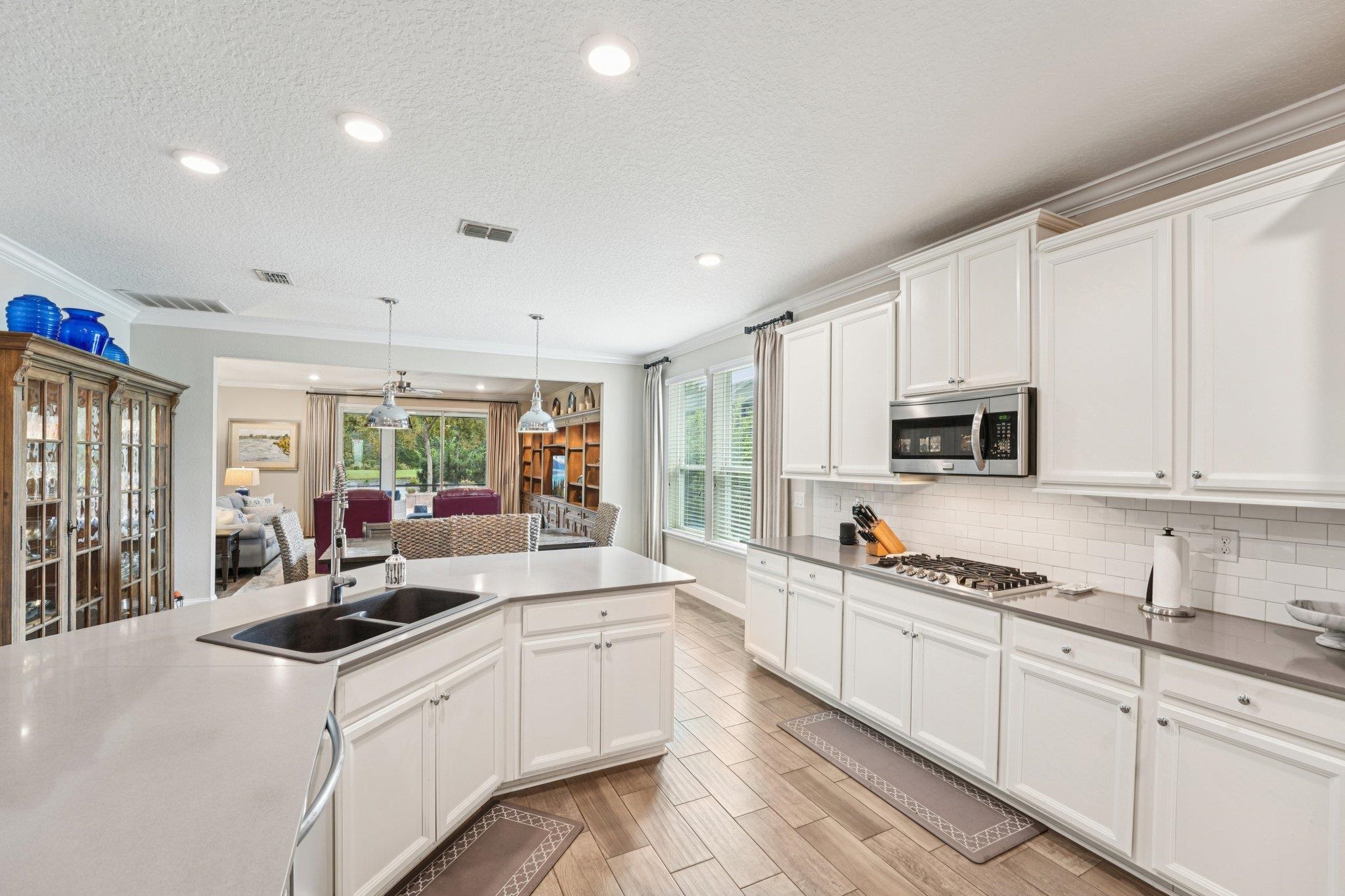 Image 12 of 82 For 2785 Las Calinas Blvd