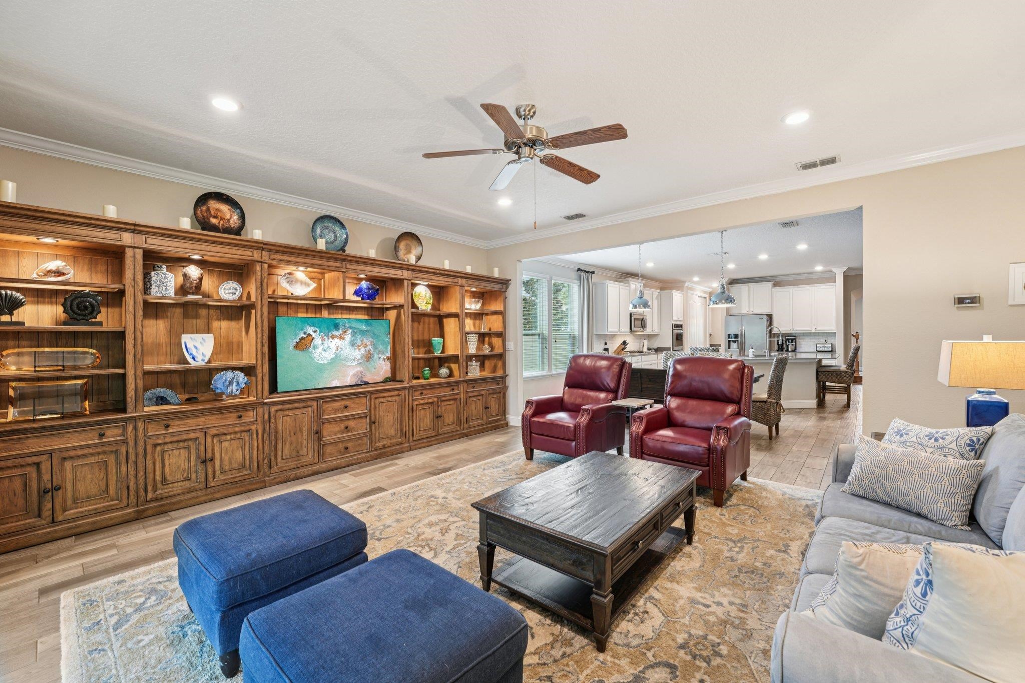 Image 20 of 82 For 2785 Las Calinas Blvd