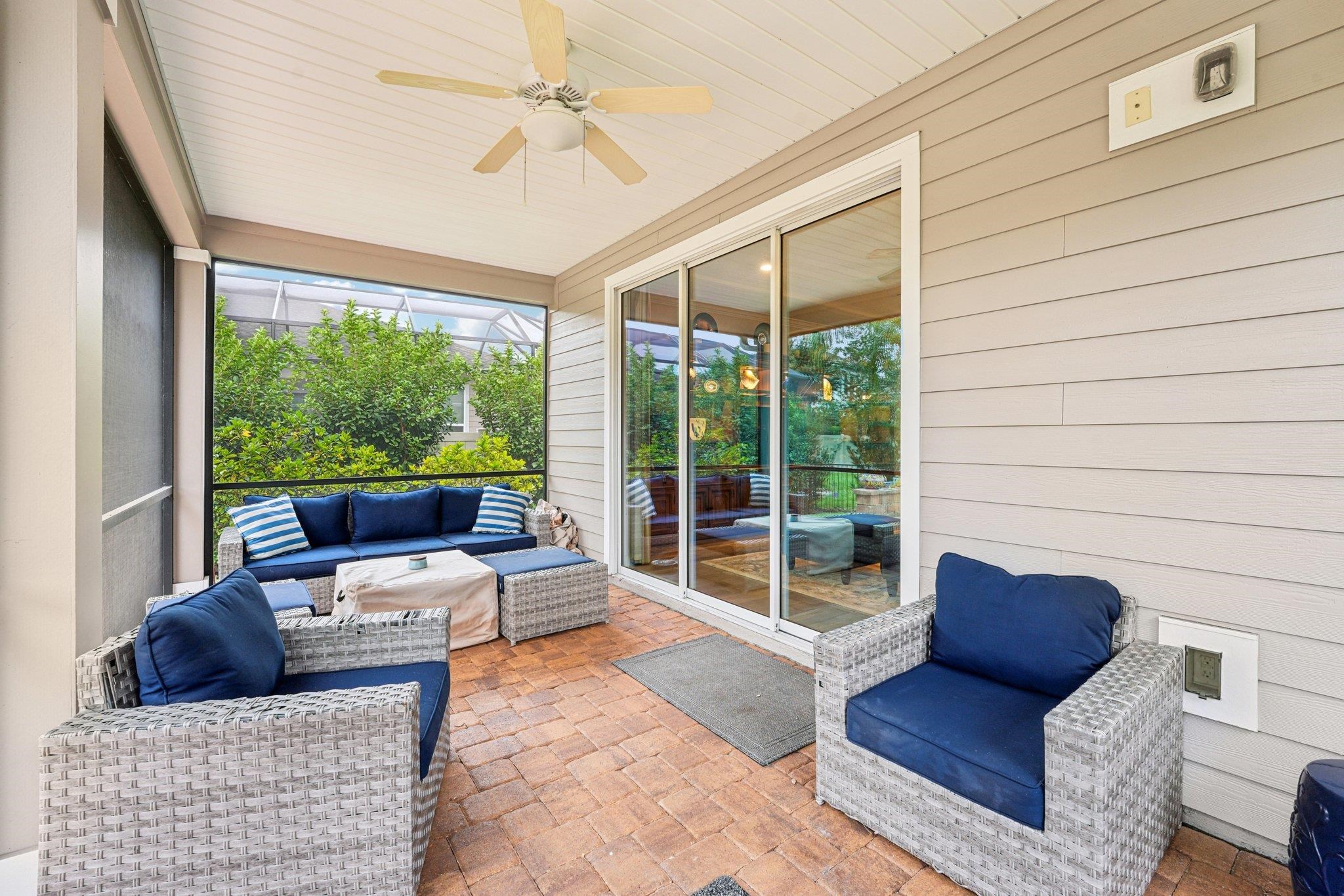 Image 24 of 82 For 2785 Las Calinas Blvd