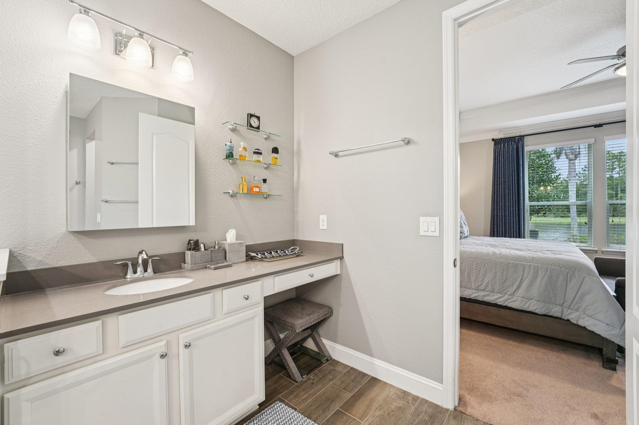 Image 34 of 82 For 2785 Las Calinas Blvd