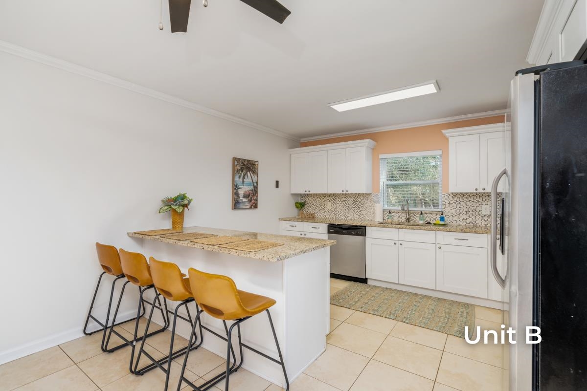 Image 23 of 59 For 7018 Middleton Ave A, B And C