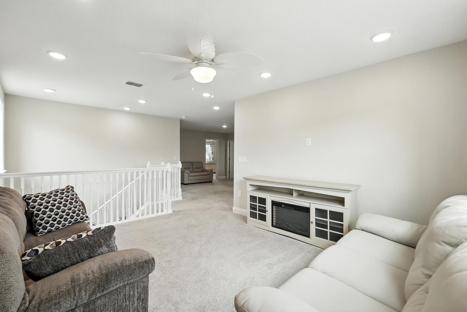 Image 14 of 63 For 28 Ridge Rd  