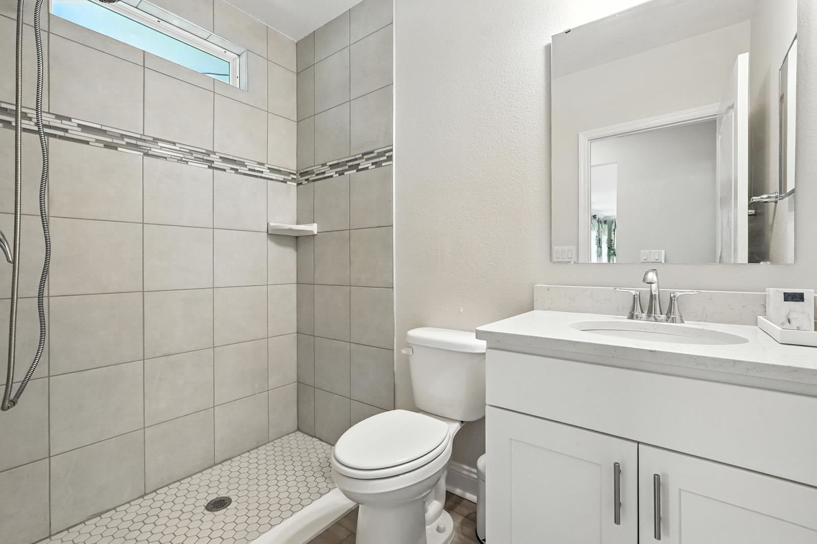 Image 35 of 63 For 28 Ridge Rd  